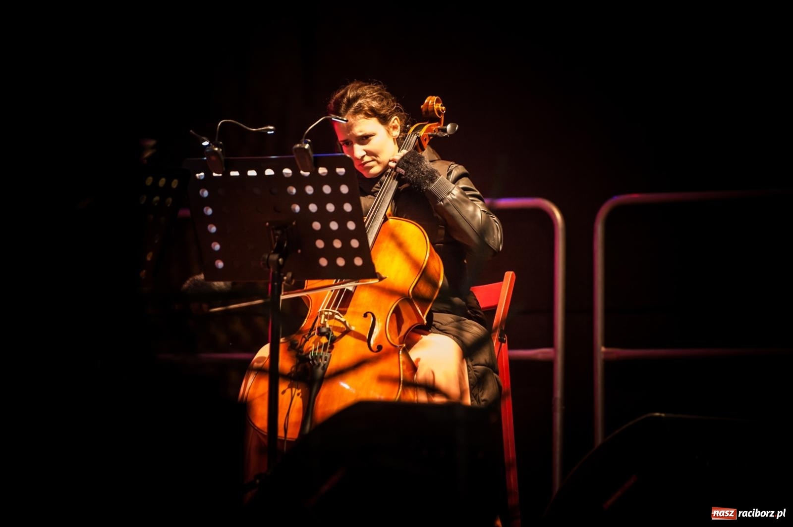 Zdjęcie w galerii na portalu naszraciborz.pl: Niedzielne tłumy na Bajkowym Zamku w Raciborzu. Za tydzień kolejne atrakcje [FOTO, WIDEO, PROGRAM] wiadomości z regionu