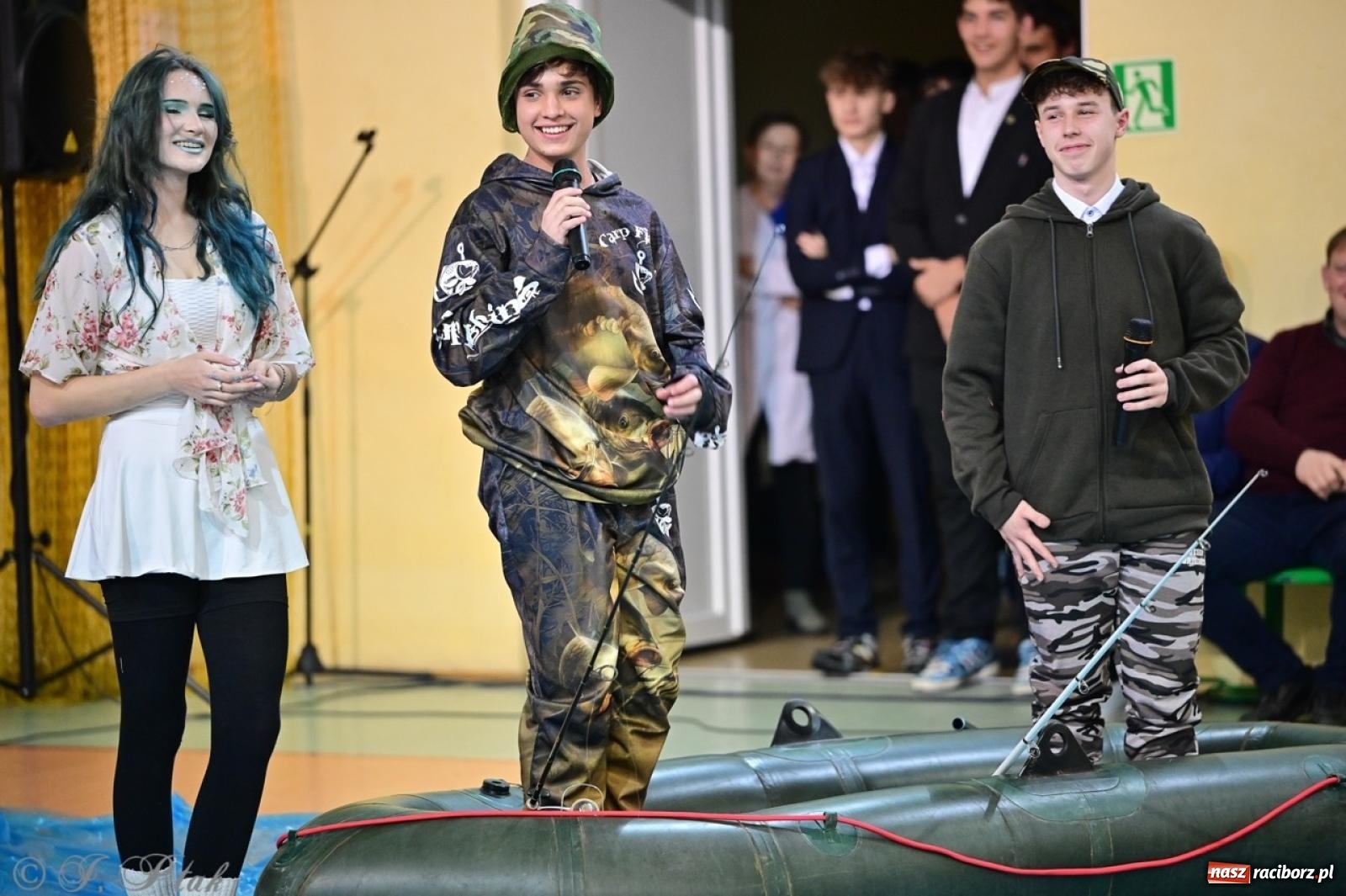 Zdjęcie w galerii na portalu naszraciborz.pl: Święto szkoły w Mechaniku: tradycja, talent i wspólne świętowanie wiadomości z regionu