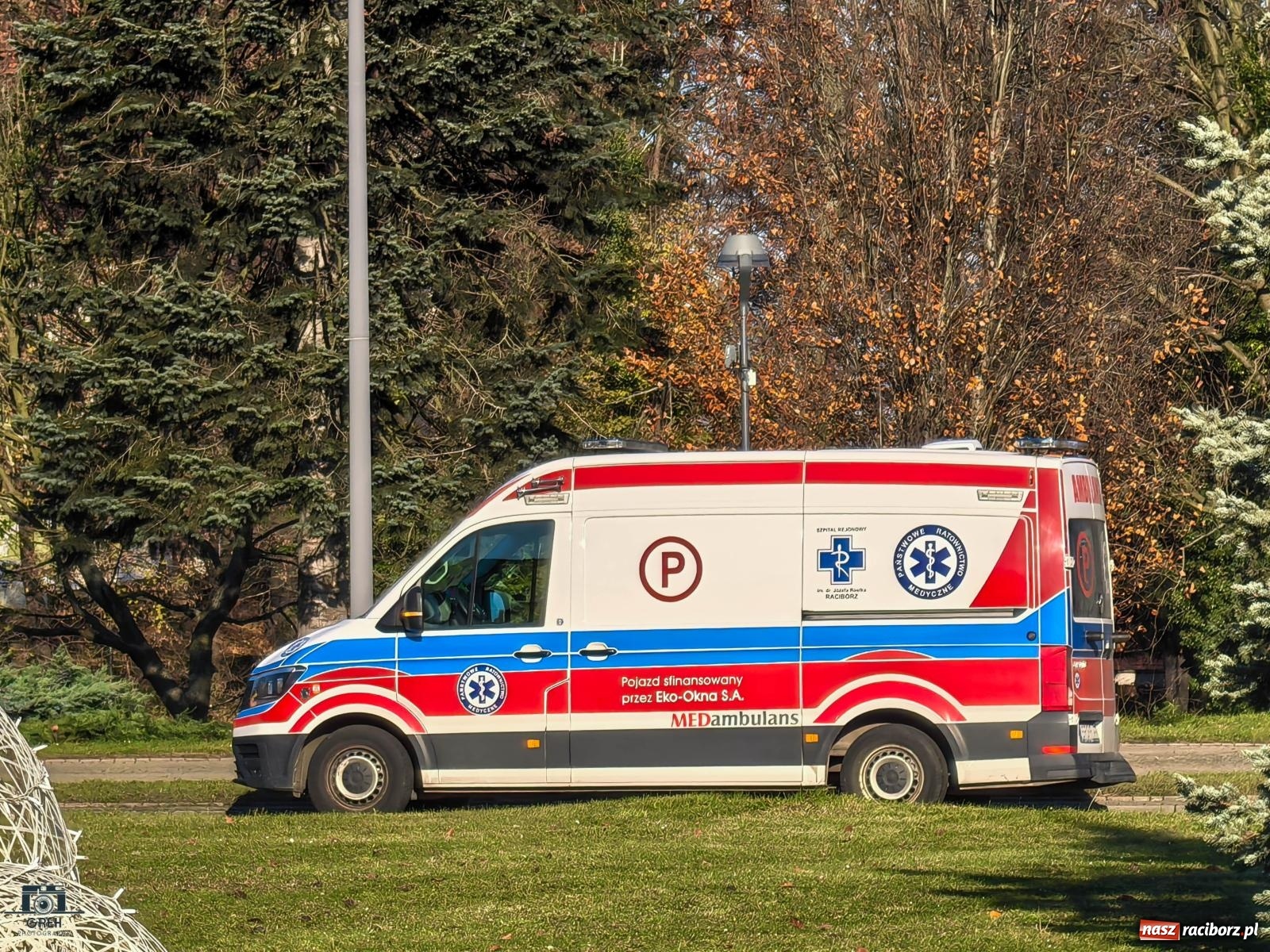 Zdjęcie w galerii na portalu naszraciborz.pl: Roczny chłopczyk oparzył się wrzątkiem. Interweniował śmigłowiec LPR [FOTO i WIDEO] wiadomości z regionu