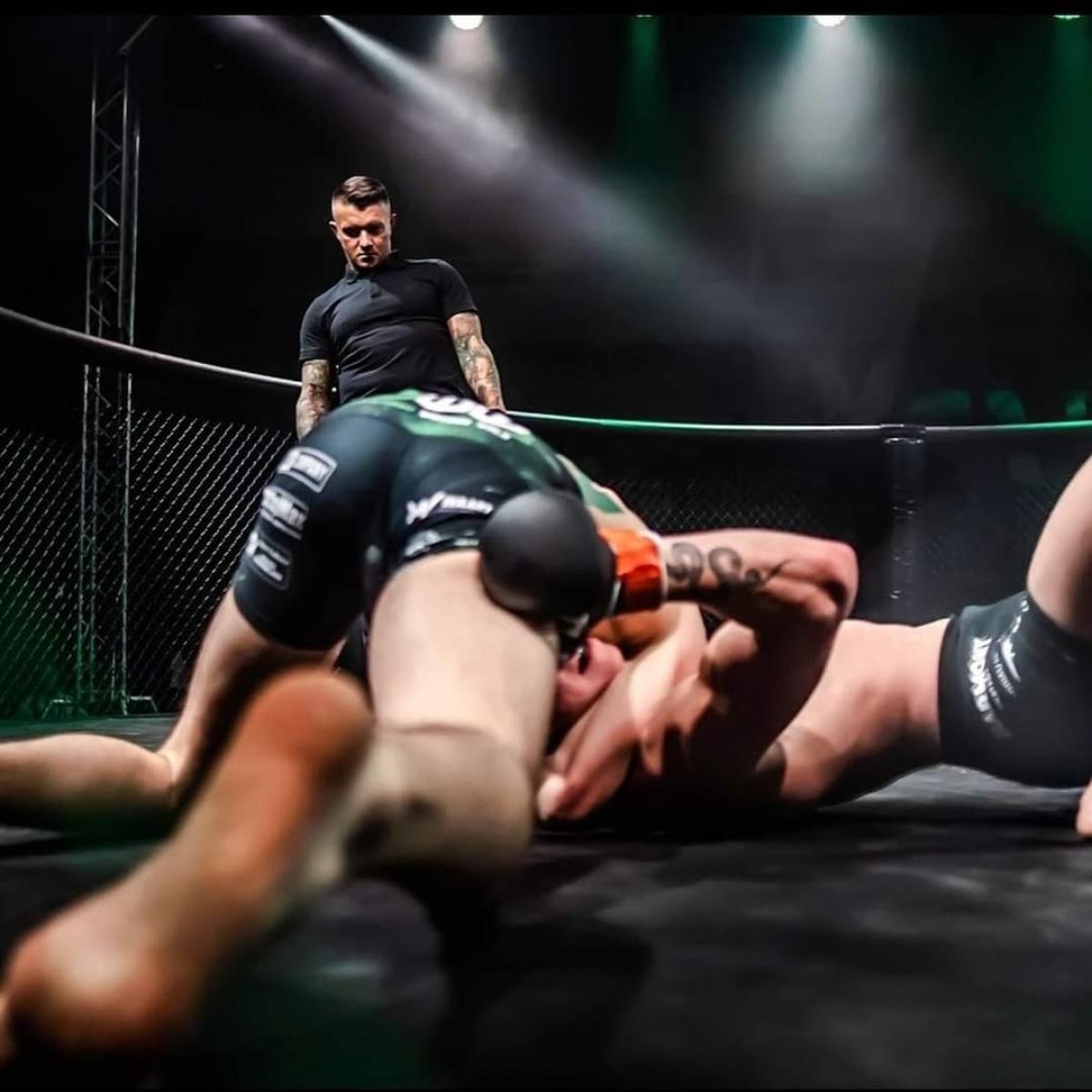 Zdjęcie w galerii na portalu naszraciborz.pl: Łamatorzy triumfują na oświęcimskim wieczorze walk wiadomości z regionu