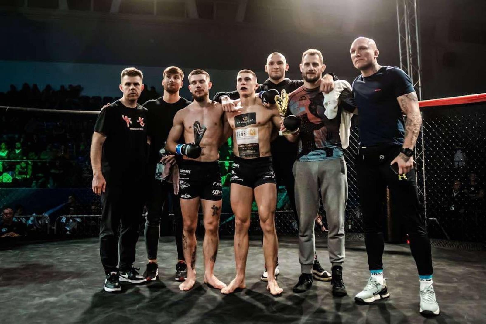 Zdjęcie w galerii na portalu naszraciborz.pl: Łamatorzy triumfują na oświęcimskim wieczorze walk wiadomości z regionu