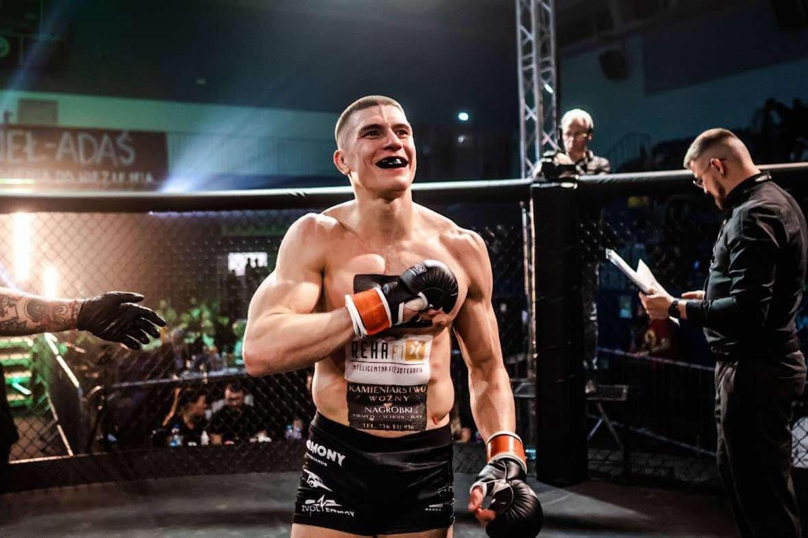 Zdjęcie w galerii na portalu naszraciborz.pl: Łamatorzy triumfują na oświęcimskim wieczorze walk wiadomości z regionu