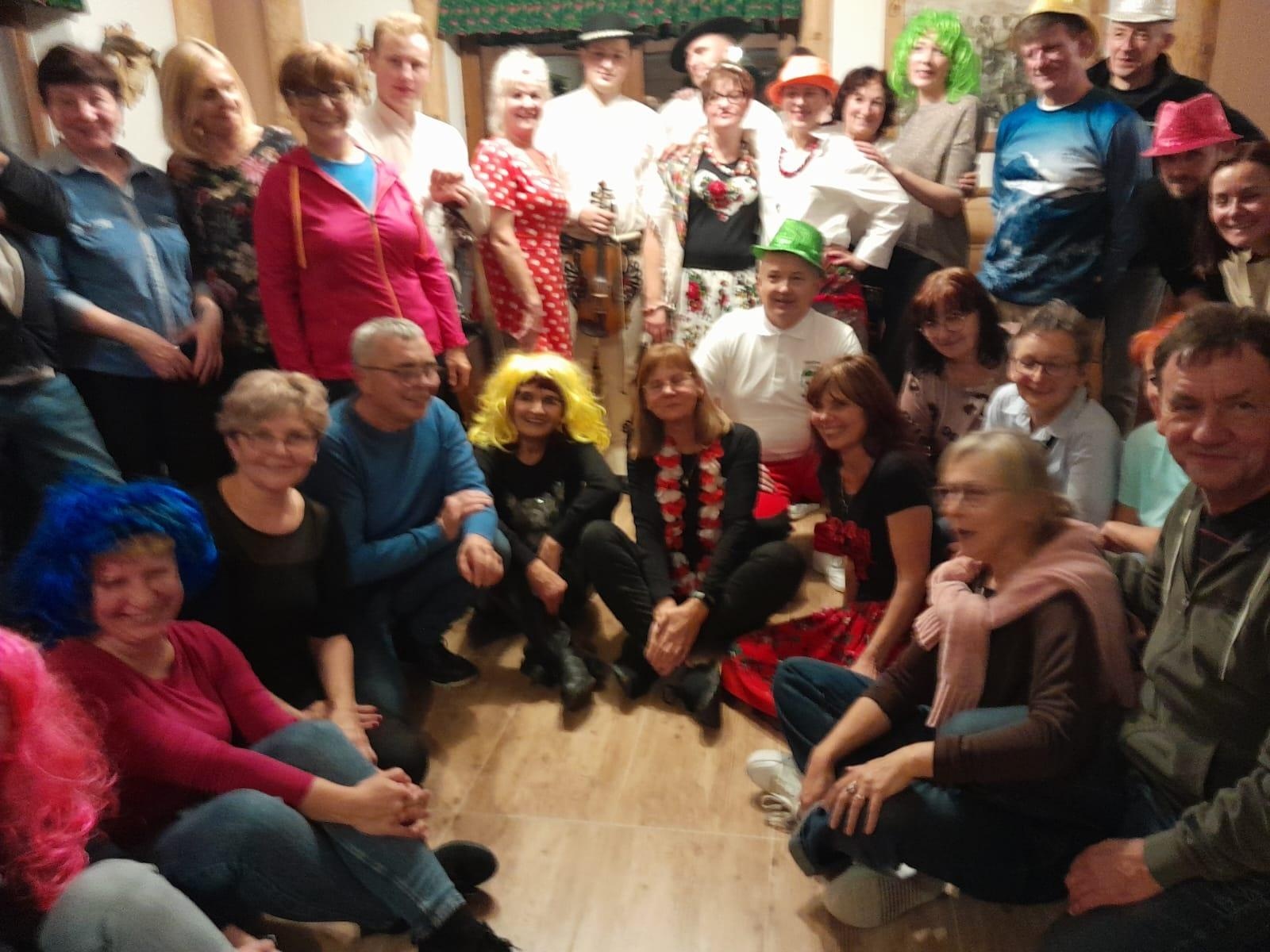 Zdjęcie w galerii na portalu naszraciborz.pl: W górach z PTTK Racibórz: Rusinowa Polana, Gęsia Szyja i Andrzejki z kapelą wiadomości z regionu