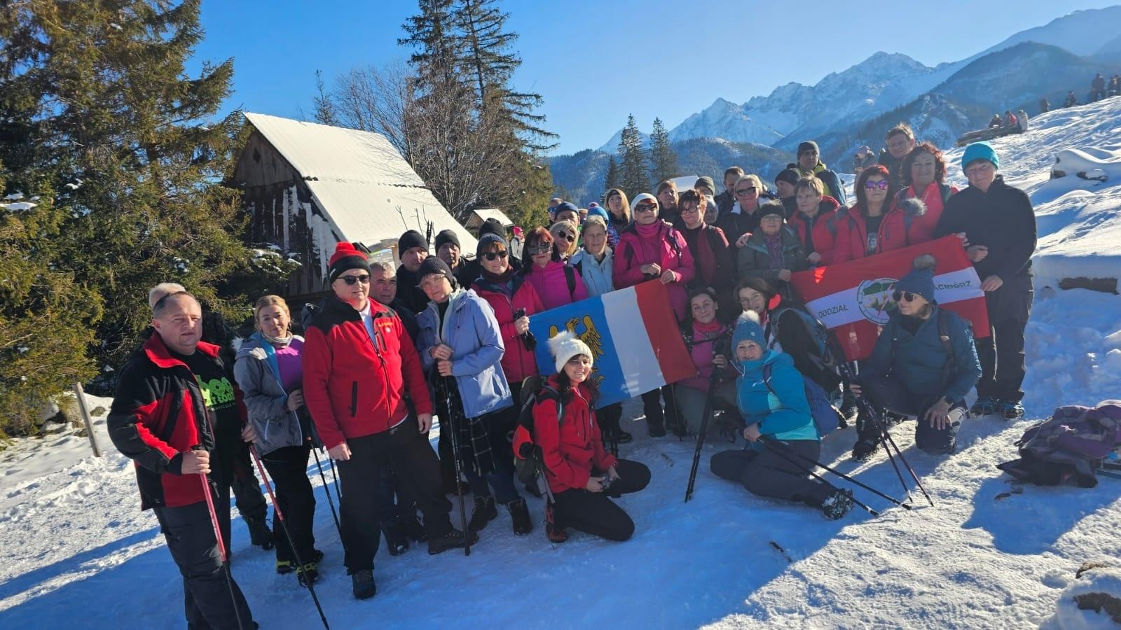 Zdjęcie w galerii na portalu naszraciborz.pl: W górach z PTTK Racibórz: Rusinowa Polana, Gęsia Szyja i Andrzejki z kapelą wiadomości z regionu