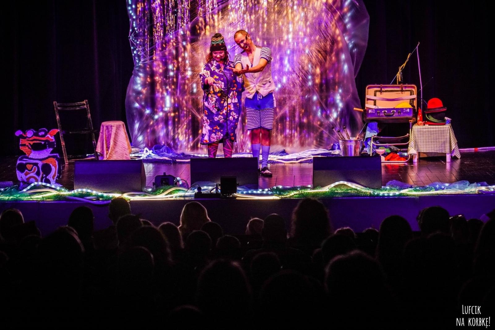 Zdjęcie w galerii na portalu naszraciborz.pl: Opowieść zimowa – DARMOWY spektakl dla dzieci wiadomości z regionu