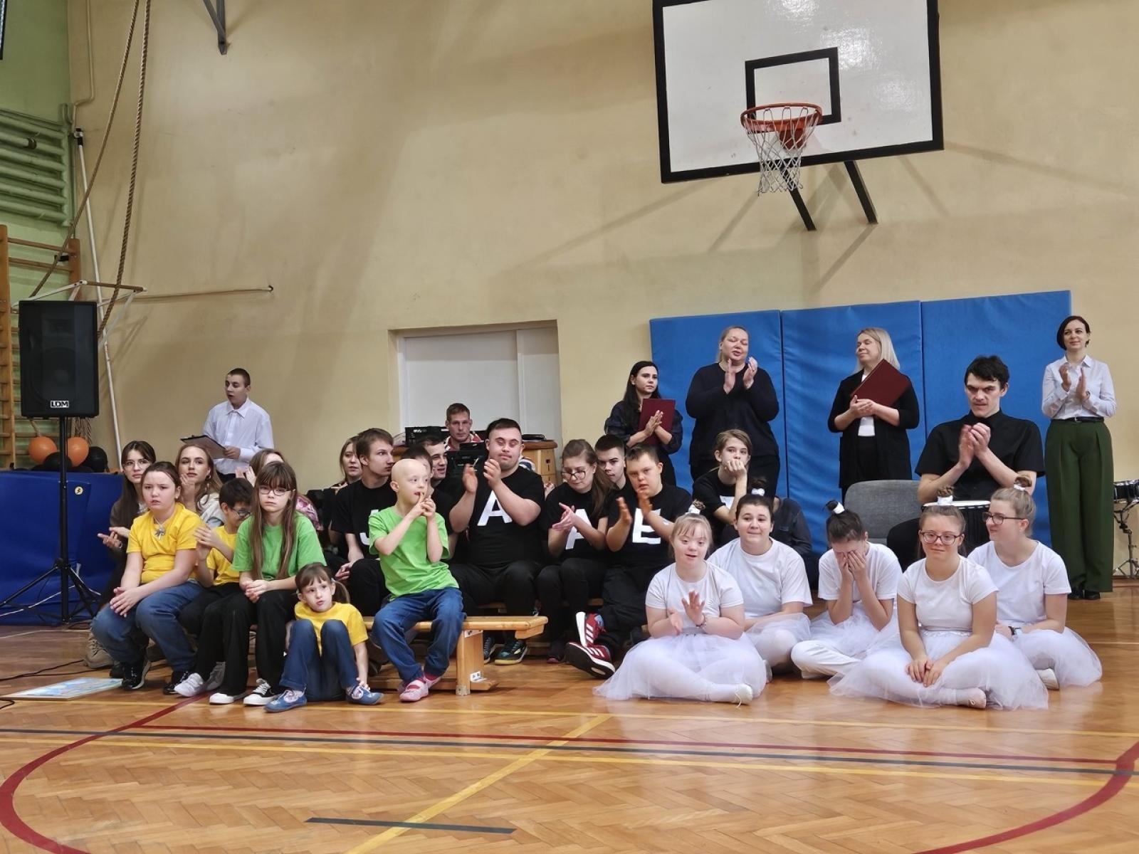 Zdjęcie w galerii na portalu naszraciborz.pl: Międzynarodowy Dzień Osób Niepełnosprawnych w ZSS wiadomości z regionu