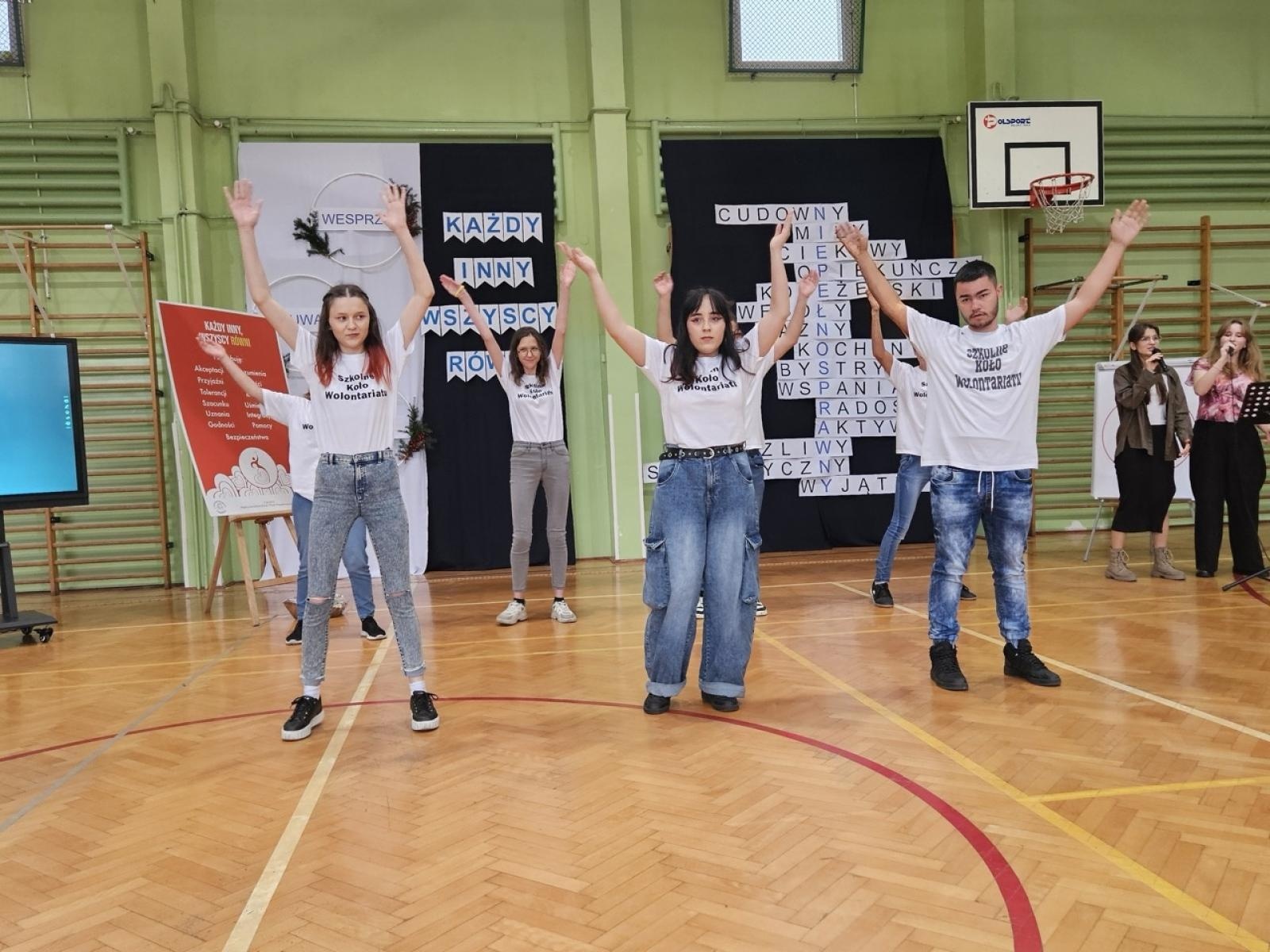 Zdjęcie w galerii na portalu naszraciborz.pl: Międzynarodowy Dzień Osób Niepełnosprawnych w ZSS wiadomości z regionu