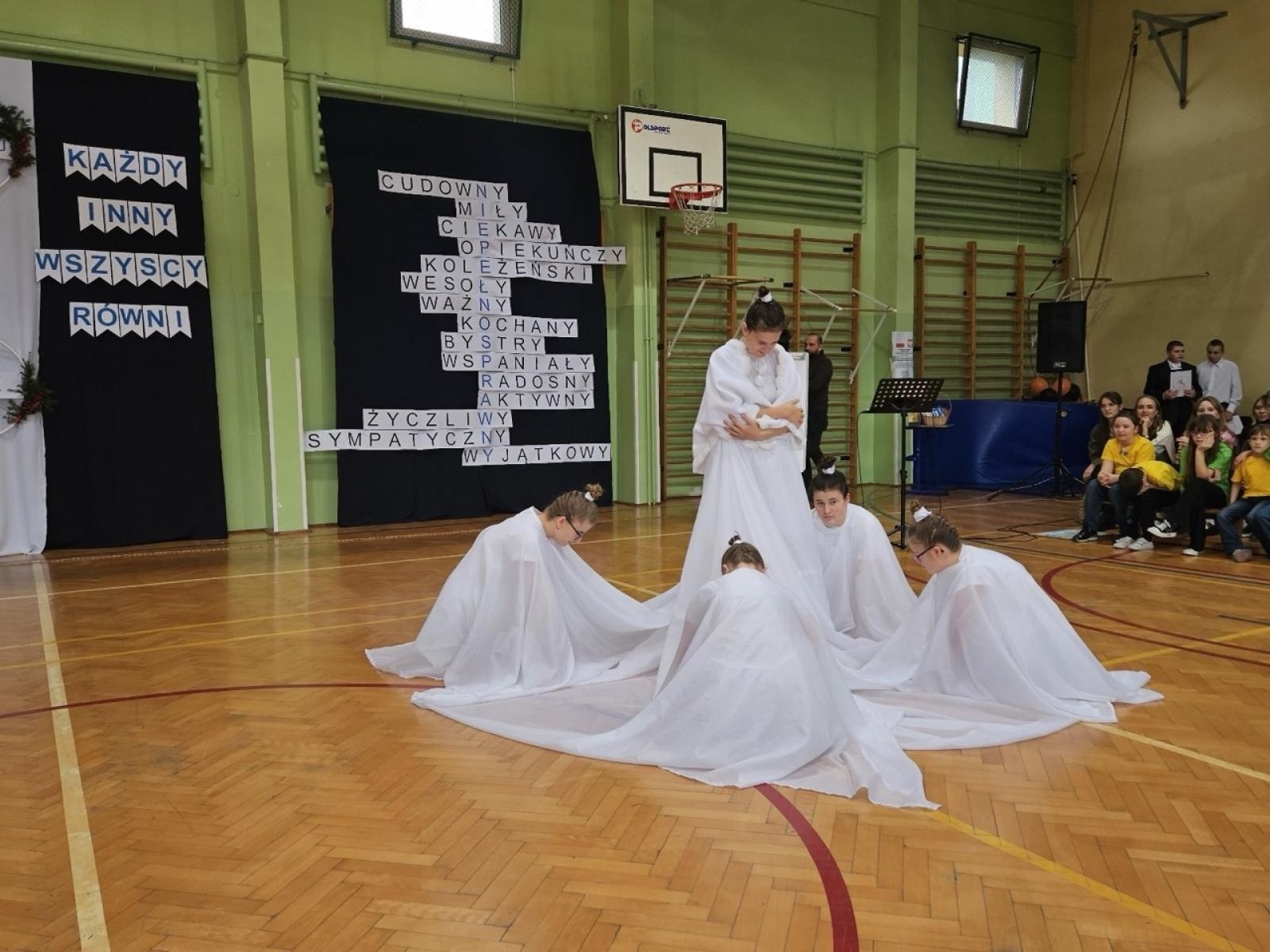 Zdjęcie w galerii na portalu naszraciborz.pl: Międzynarodowy Dzień Osób Niepełnosprawnych w ZSS wiadomości z regionu