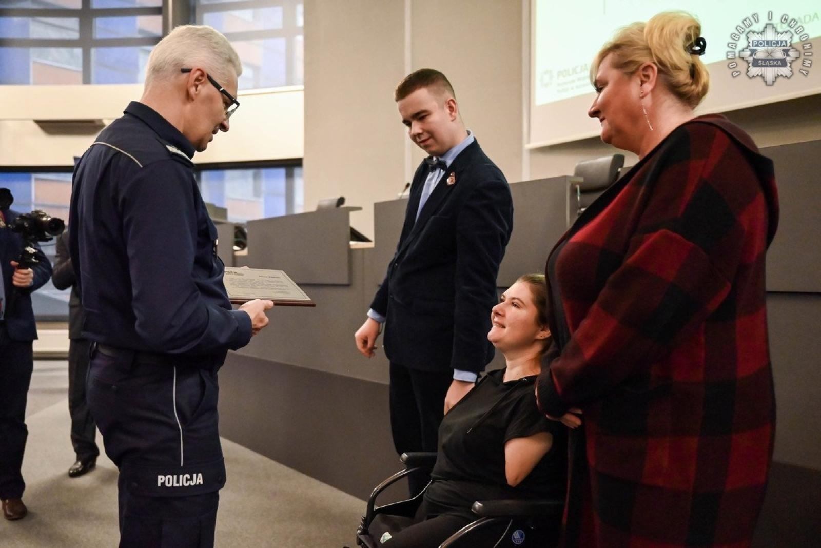 Zdjęcie w galerii na portalu naszraciborz.pl: Konferencja Barierom na przekór w komendzie wojewódzkiej w Katowicach wiadomości z regionu