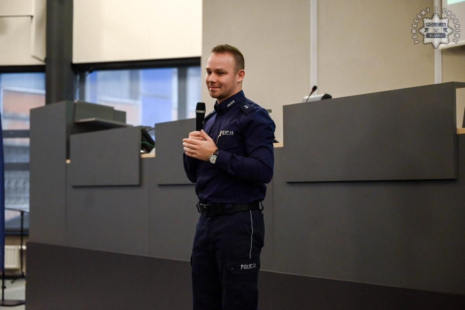 Zdjęcie w galerii na portalu naszraciborz.pl: Konferencja Barierom na przekór w komendzie wojewódzkiej w Katowicach wiadomości z regionu