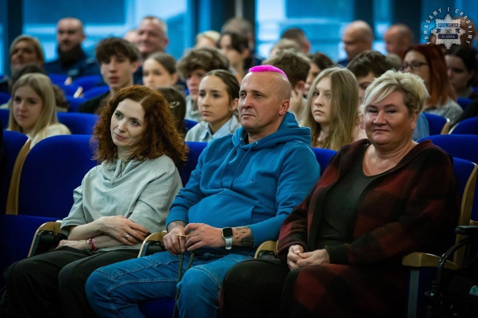 Zdjęcie w galerii na portalu naszraciborz.pl: Konferencja Barierom na przekór w komendzie wojewódzkiej w Katowicach wiadomości z regionu
