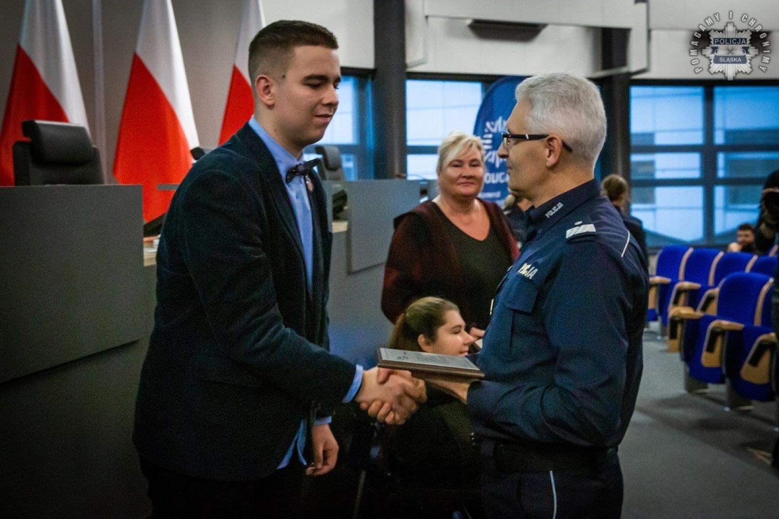 Zdjęcie w galerii na portalu naszraciborz.pl: Konferencja Barierom na przekór w komendzie wojewódzkiej w Katowicach wiadomości z regionu