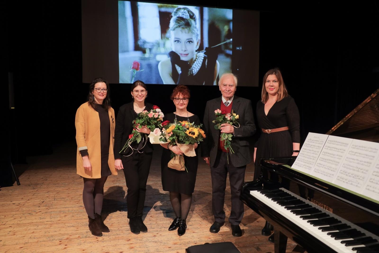 Zdjęcie w galerii na portalu naszraciborz.pl: FORTEPIAN pełen niespodzianek na koncertach umuzykalniających w RCK wiadomości z regionu
