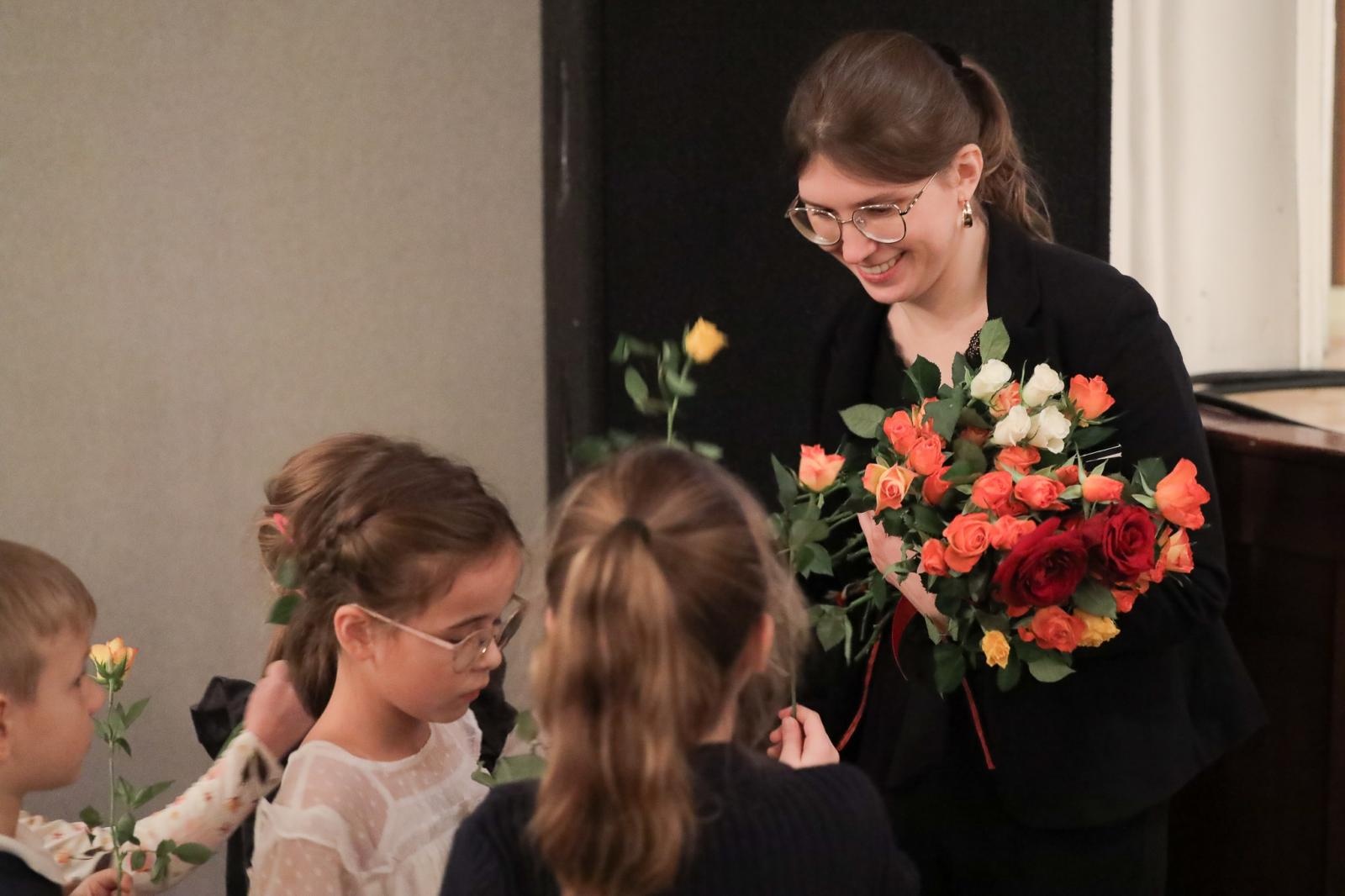 Zdjęcie w galerii na portalu naszraciborz.pl: FORTEPIAN pełen niespodzianek na koncertach umuzykalniających w RCK wiadomości z regionu