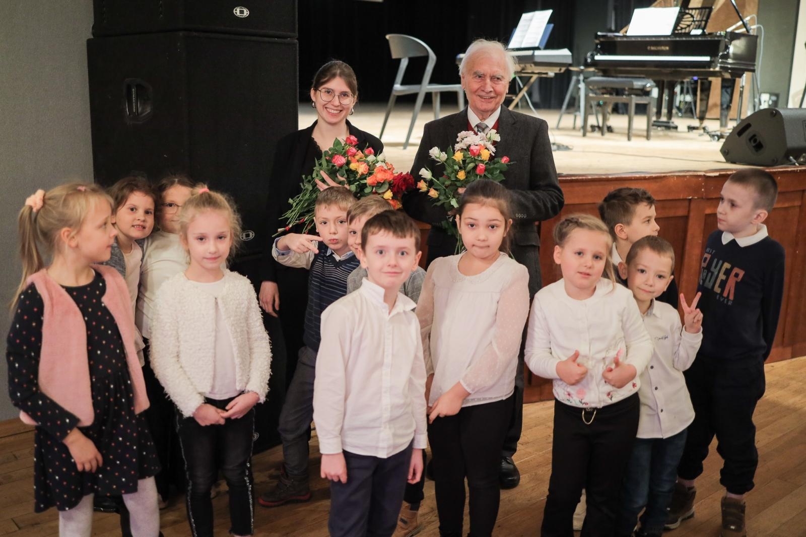 Zdjęcie w galerii na portalu naszraciborz.pl: FORTEPIAN pełen niespodzianek na koncertach umuzykalniających w RCK wiadomości z regionu