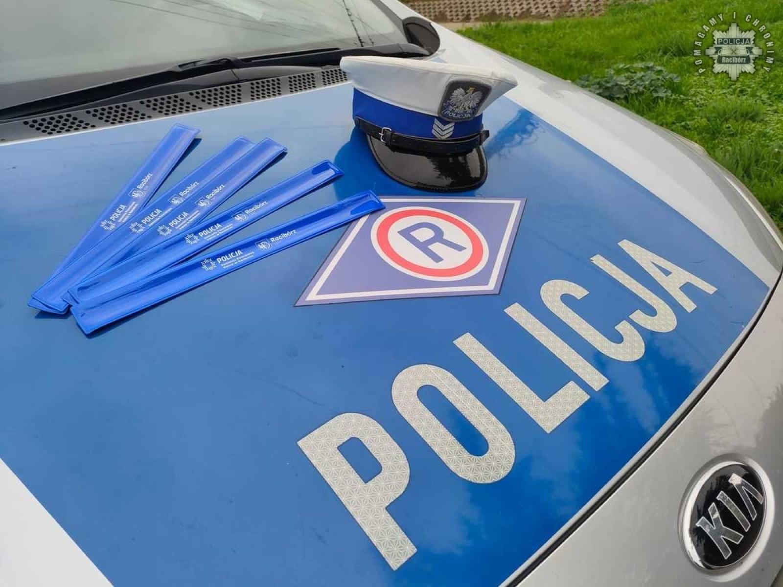 Zdjęcie w galerii na portalu naszraciborz.pl: Świeć przykładem. Raciborska policja edukuje najmłodszych wiadomości z regionu