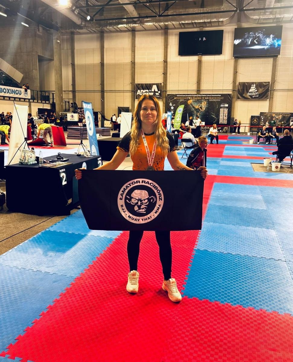 Zdjęcie w galerii na portalu naszraciborz.pl: Złoty medal dla raciborzanki na Mistrzostwach Śląska w kickboxingu wiadomości z regionu