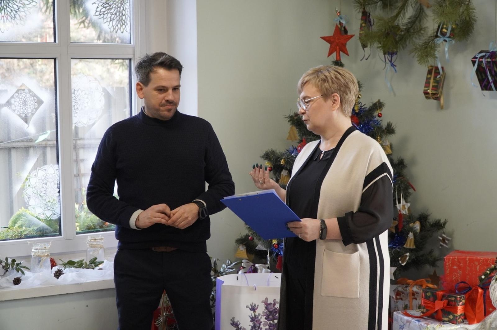 Zdjęcie w galerii na portalu naszraciborz.pl: Obchody Międzynarodowego Dnia Wolontariusza w siedzibie Stowarzyszenia Spektrum wiadomości z regionu