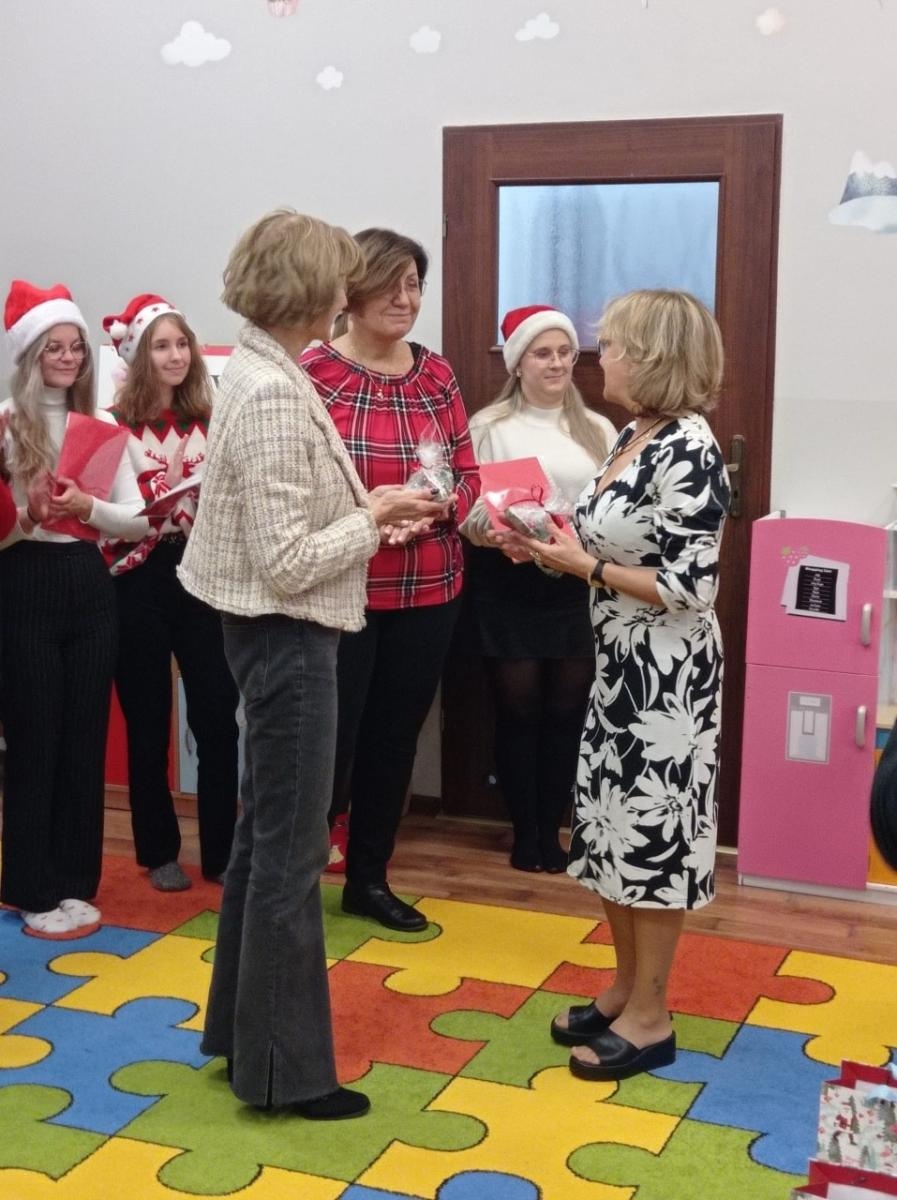 Zdjęcie w galerii na portalu naszraciborz.pl: Przedszkolaki z Czternastki w świątecznym nastroju wiadomości z regionu