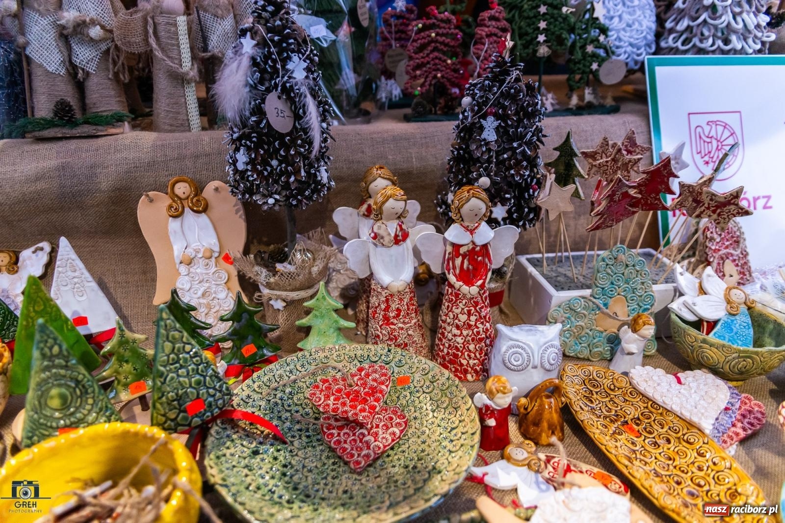 Zdjęcie w galerii na portalu naszraciborz.pl: Magia świąt na rynku w Raciborzu. Ruszył jarmark bożonarodzeniowy [FOTO i WIDEO] wiadomości z regionu