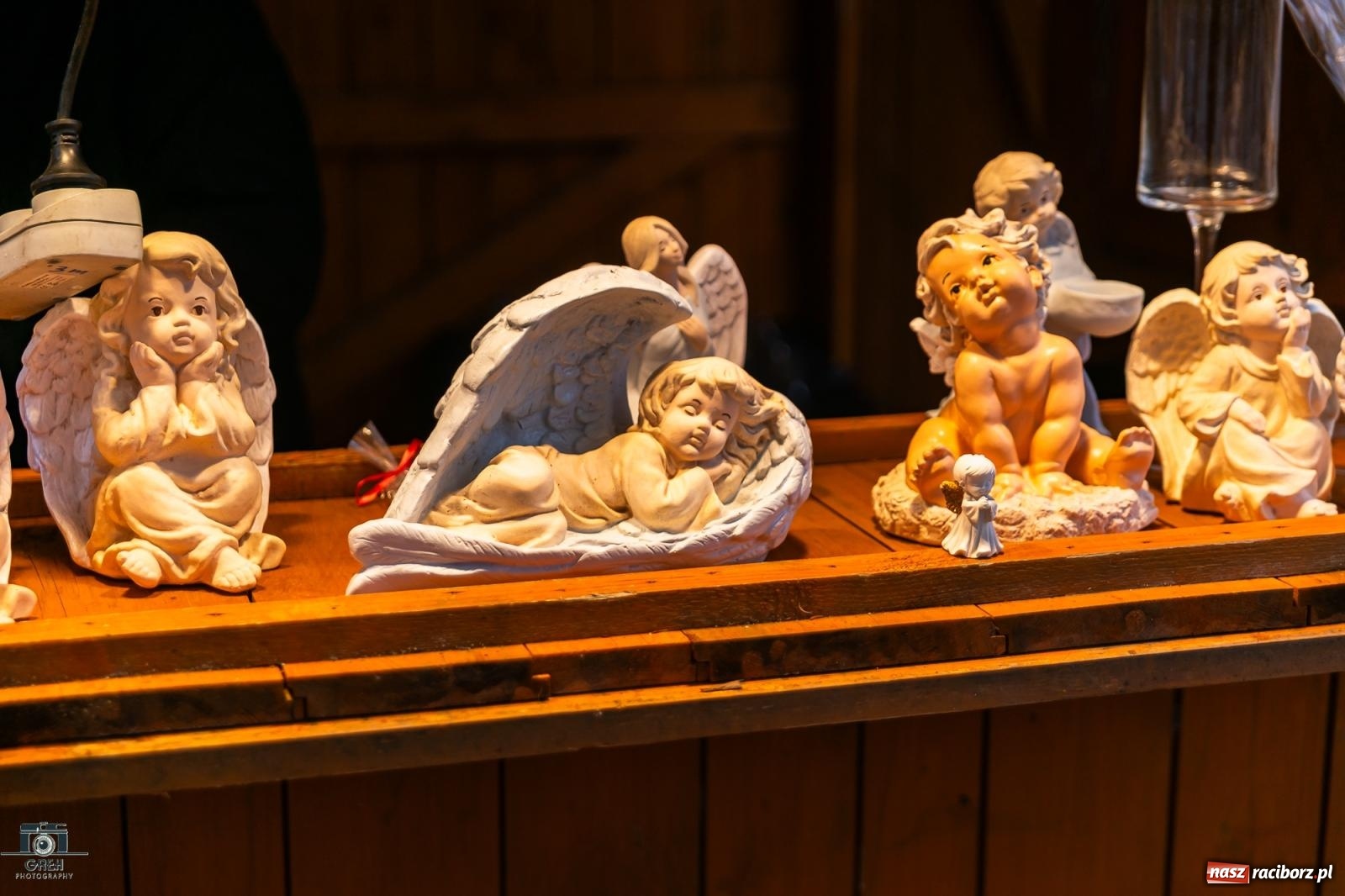 Zdjęcie w galerii na portalu naszraciborz.pl: Magia świąt na rynku w Raciborzu. Ruszył jarmark bożonarodzeniowy [FOTO i WIDEO] wiadomości z regionu