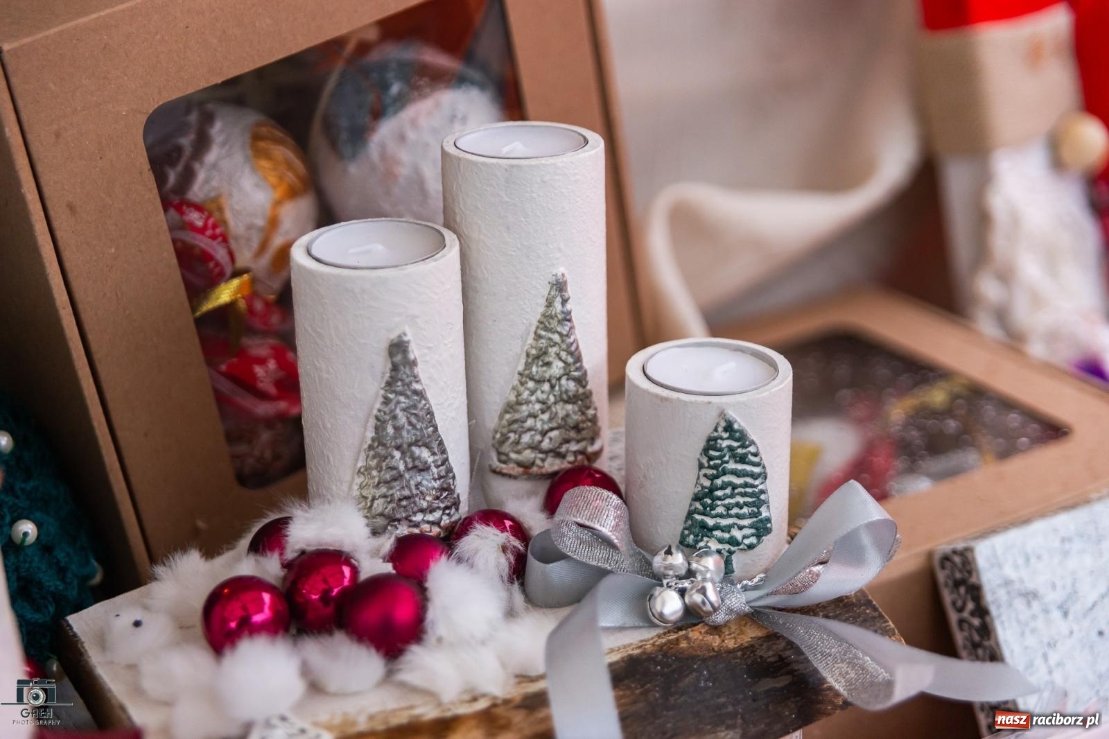 Zdjęcie w galerii na portalu naszraciborz.pl: Magia świąt na rynku w Raciborzu. Ruszył jarmark bożonarodzeniowy [FOTO i WIDEO] wiadomości z regionu