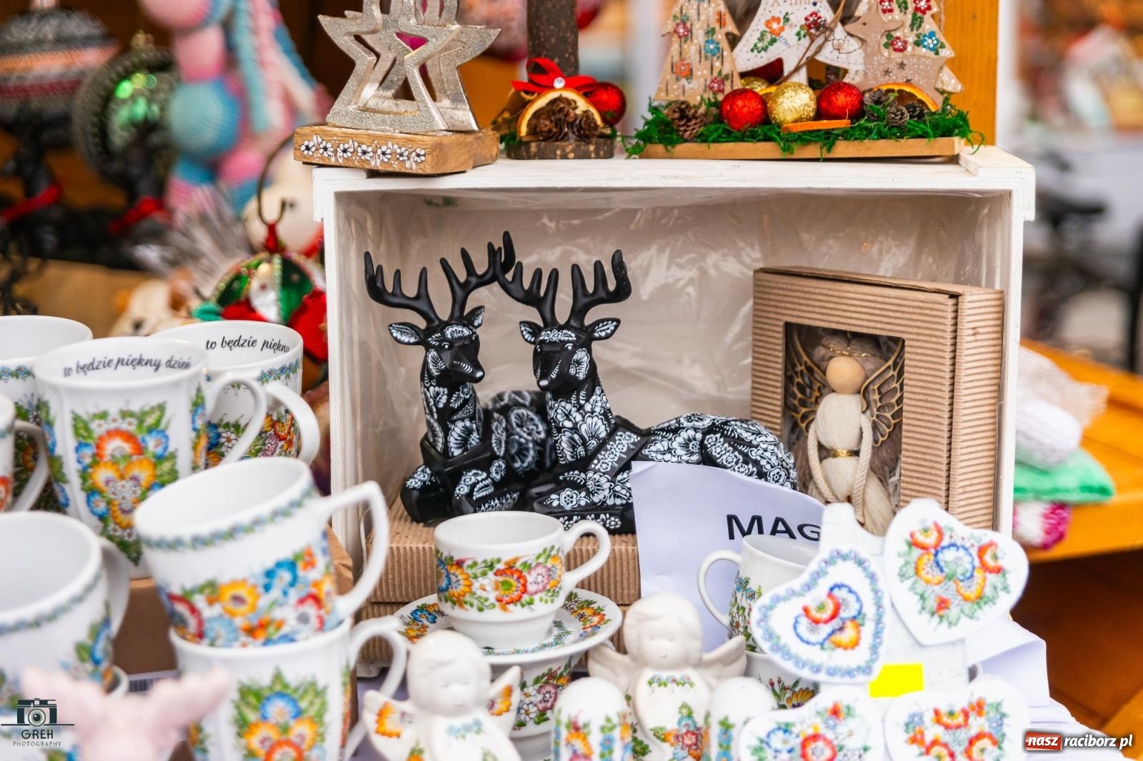 Zdjęcie w galerii na portalu naszraciborz.pl: Magia świąt na rynku w Raciborzu. Ruszył jarmark bożonarodzeniowy [FOTO i WIDEO] wiadomości z regionu