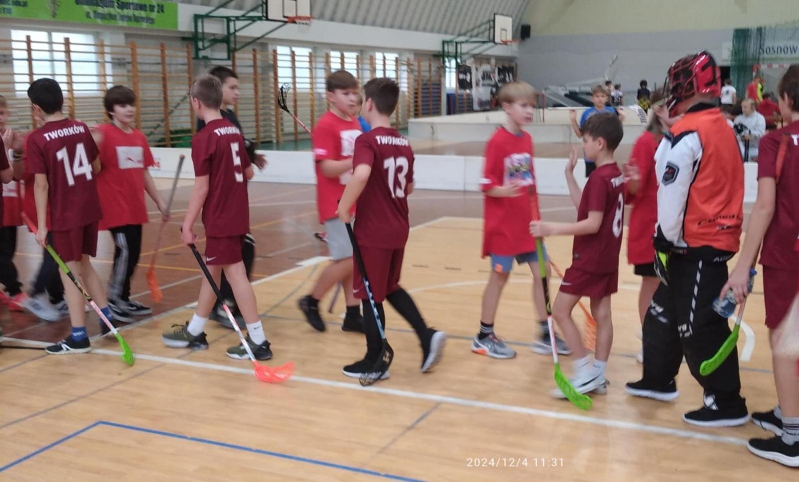 Zdjęcie w galerii na portalu naszraciborz.pl: Unihokej. Ważne osiągnięcie uczniów z Tworkowa wiadomości z regionu