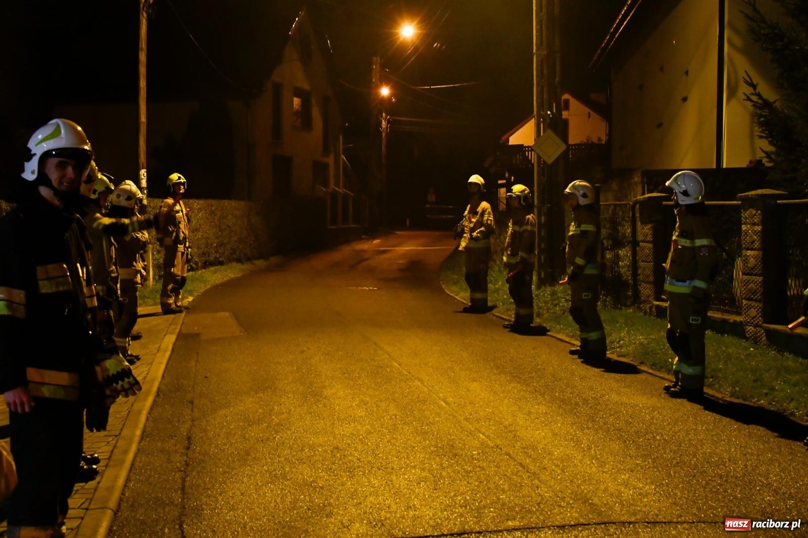 Zdjęcie w galerii na portalu naszraciborz.pl: Na świętego Mikołaja ochotnicy z Markowic dostali wóz strażacki [FOTO i WIDEO] wiadomości z regionu