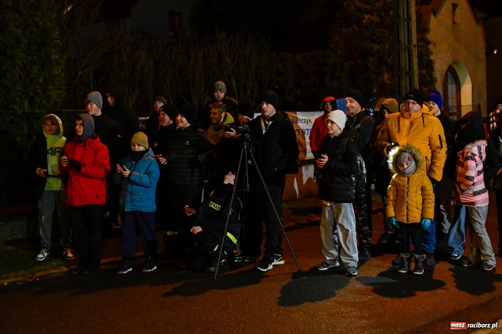 Zdjęcie w galerii na portalu naszraciborz.pl: Na świętego Mikołaja ochotnicy z Markowic dostali wóz strażacki [FOTO i WIDEO] wiadomości z regionu