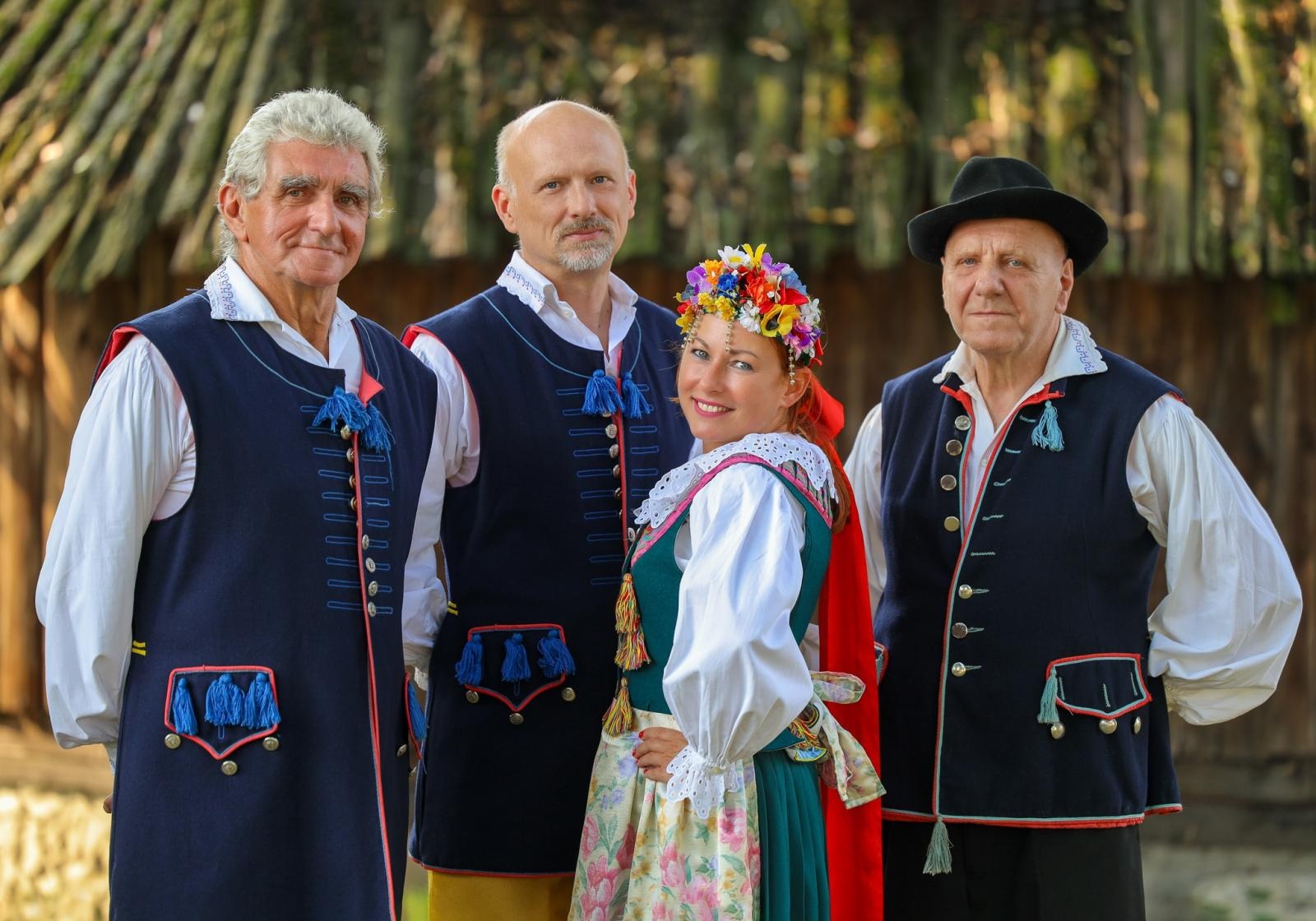 Zdjęcie w galerii na portalu naszraciborz.pl: W PUNKT. 70-lecie Zespołu Pieśni i Tańca Strzecha im. Joli Rymszy wiadomości z regionu