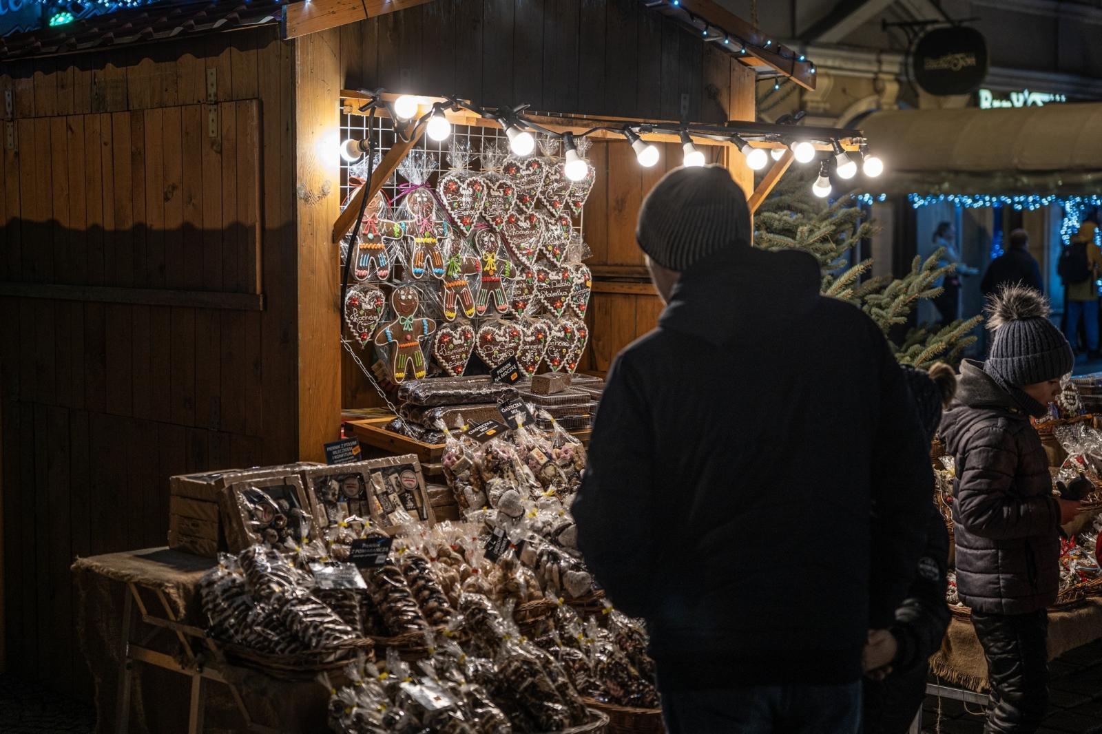 Zdjęcie w galerii na portalu naszraciborz.pl: Od zamku do Rynku. Raciborskie jarmarki w sobotni wieczór [FOTO i WIDEO, PROGRAM NA NIEDZIELĘ] wiadomości z regionu