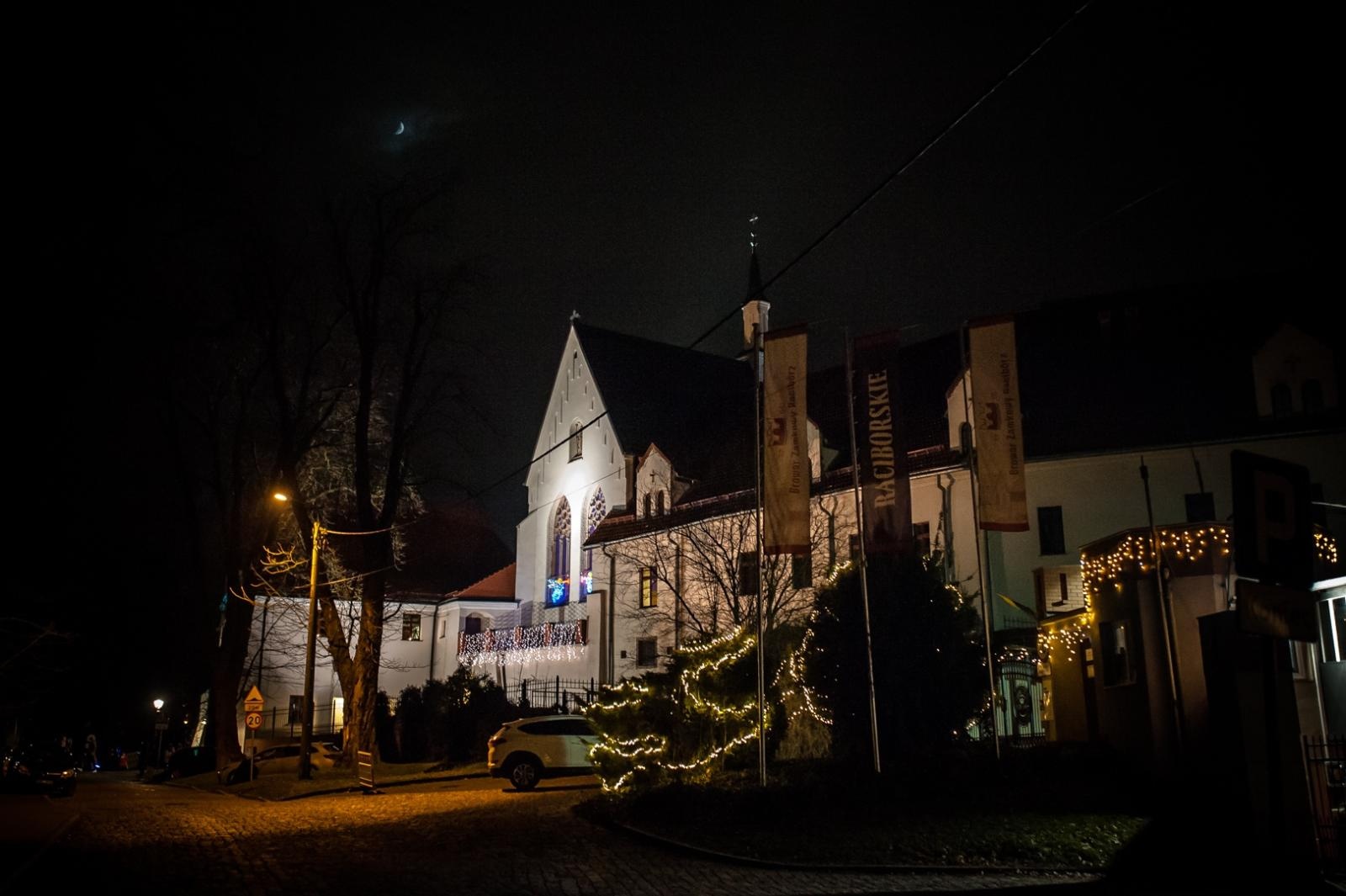 Zdjęcie w galerii na portalu naszraciborz.pl: Jazzowa sobota i wiedeńska niedziela pełna zabaw. Trwa jarmark na Zamku Piastowskim [FOTO, WIDEO, PROGRAM NA NIEDZIELĘ] wiadomości z regionu