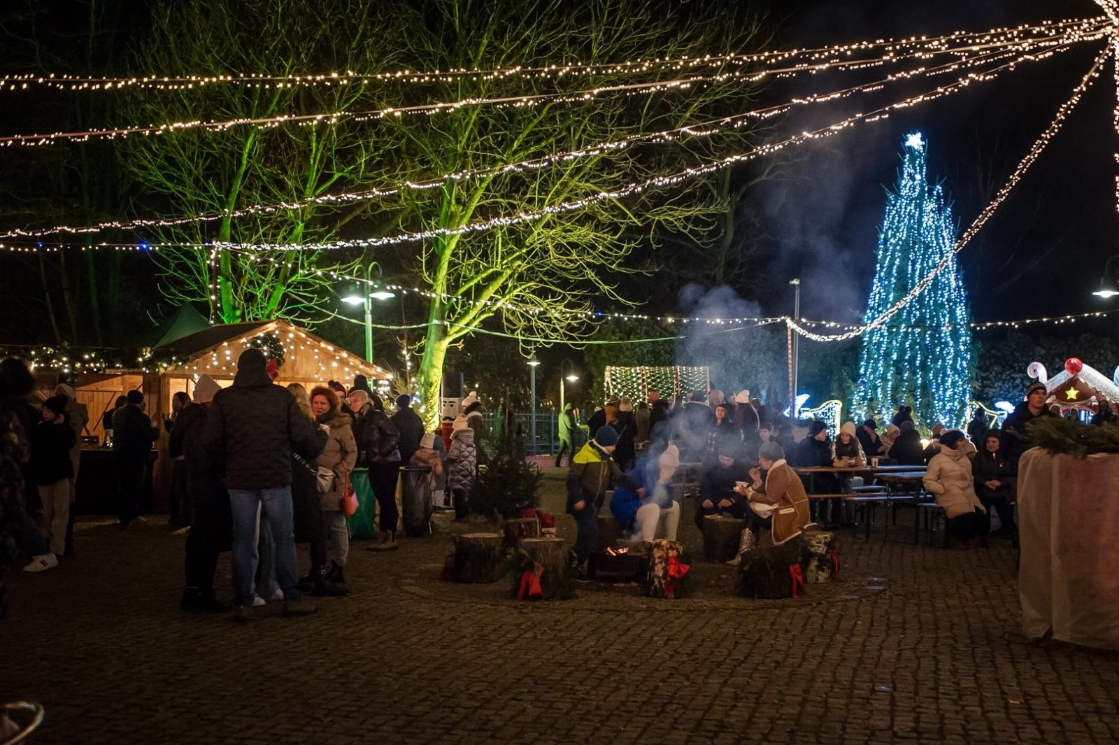 Zdjęcie w galerii na portalu naszraciborz.pl: Jazzowa sobota i wiedeńska niedziela pełna zabaw. Trwa jarmark na Zamku Piastowskim [FOTO, WIDEO, PROGRAM NA NIEDZIELĘ] wiadomości z regionu