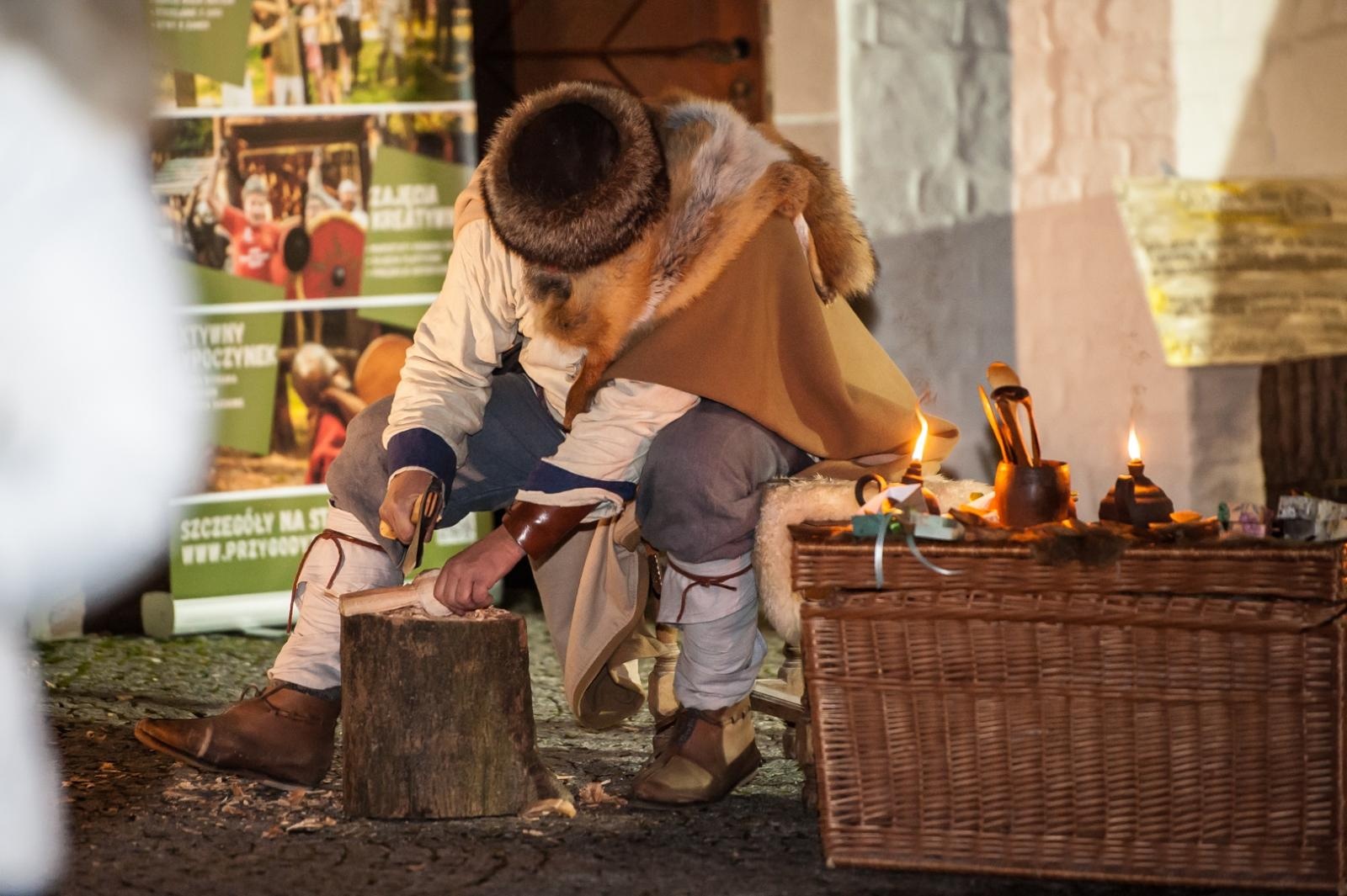 Zdjęcie w galerii na portalu naszraciborz.pl: Jazzowa sobota i wiedeńska niedziela pełna zabaw. Trwa jarmark na Zamku Piastowskim [FOTO, WIDEO, PROGRAM NA NIEDZIELĘ] wiadomości z regionu