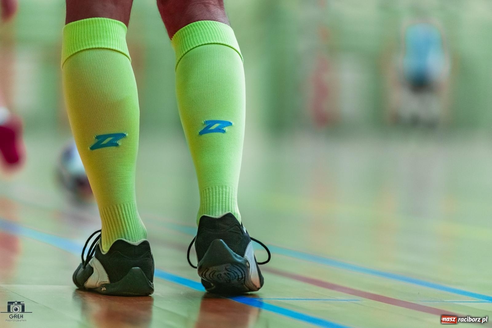 Zdjęcie w galerii na portalu naszraciborz.pl: HLPN. Wyrównane pojedynki na parkiecie hali przy Łąkowej [FOTO] wiadomości z regionu