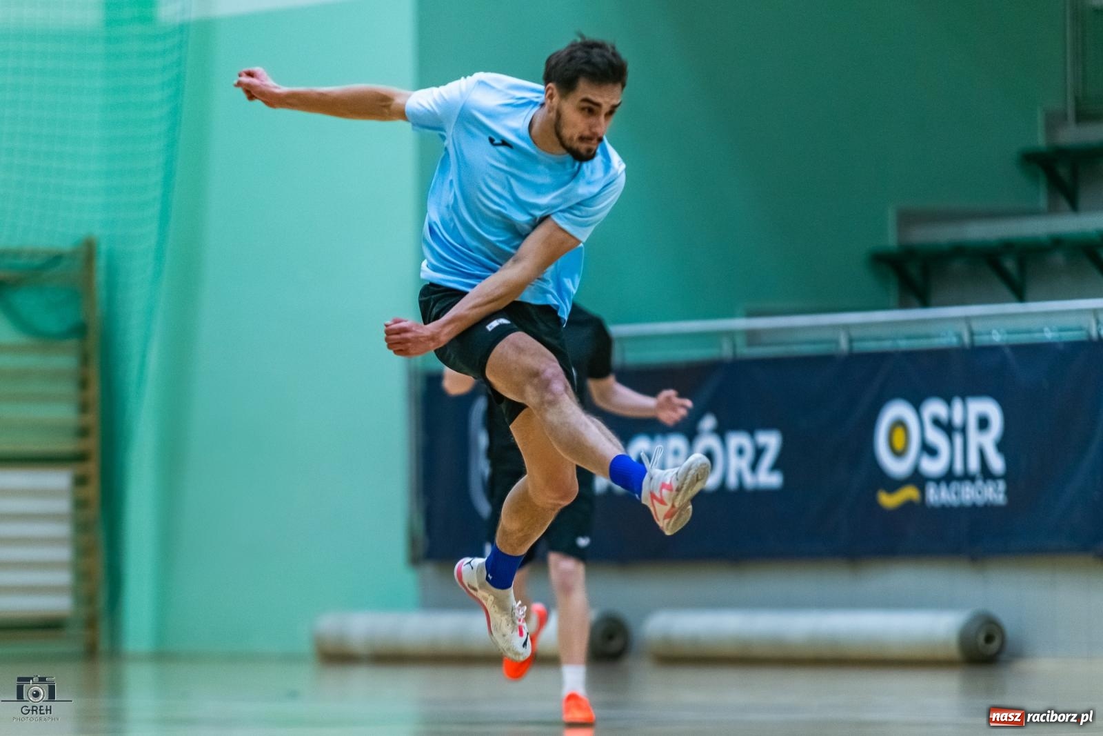 Zdjęcie w galerii na portalu naszraciborz.pl: HLPN. Wyrównane pojedynki na parkiecie hali przy Łąkowej [FOTO] wiadomości z regionu