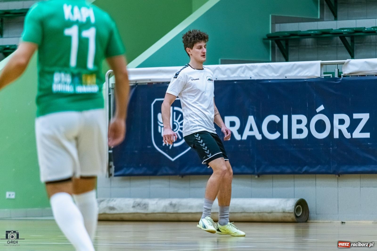 Zdjęcie w galerii na portalu naszraciborz.pl: HLPN. Wyrównane pojedynki na parkiecie hali przy Łąkowej [FOTO] wiadomości z regionu