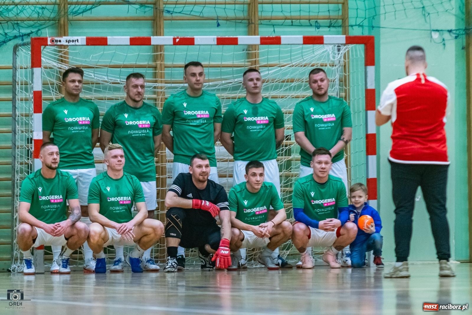 Zdjęcie w galerii na portalu naszraciborz.pl: HLPN. Wyrównane pojedynki na parkiecie hali przy Łąkowej [FOTO] wiadomości z regionu