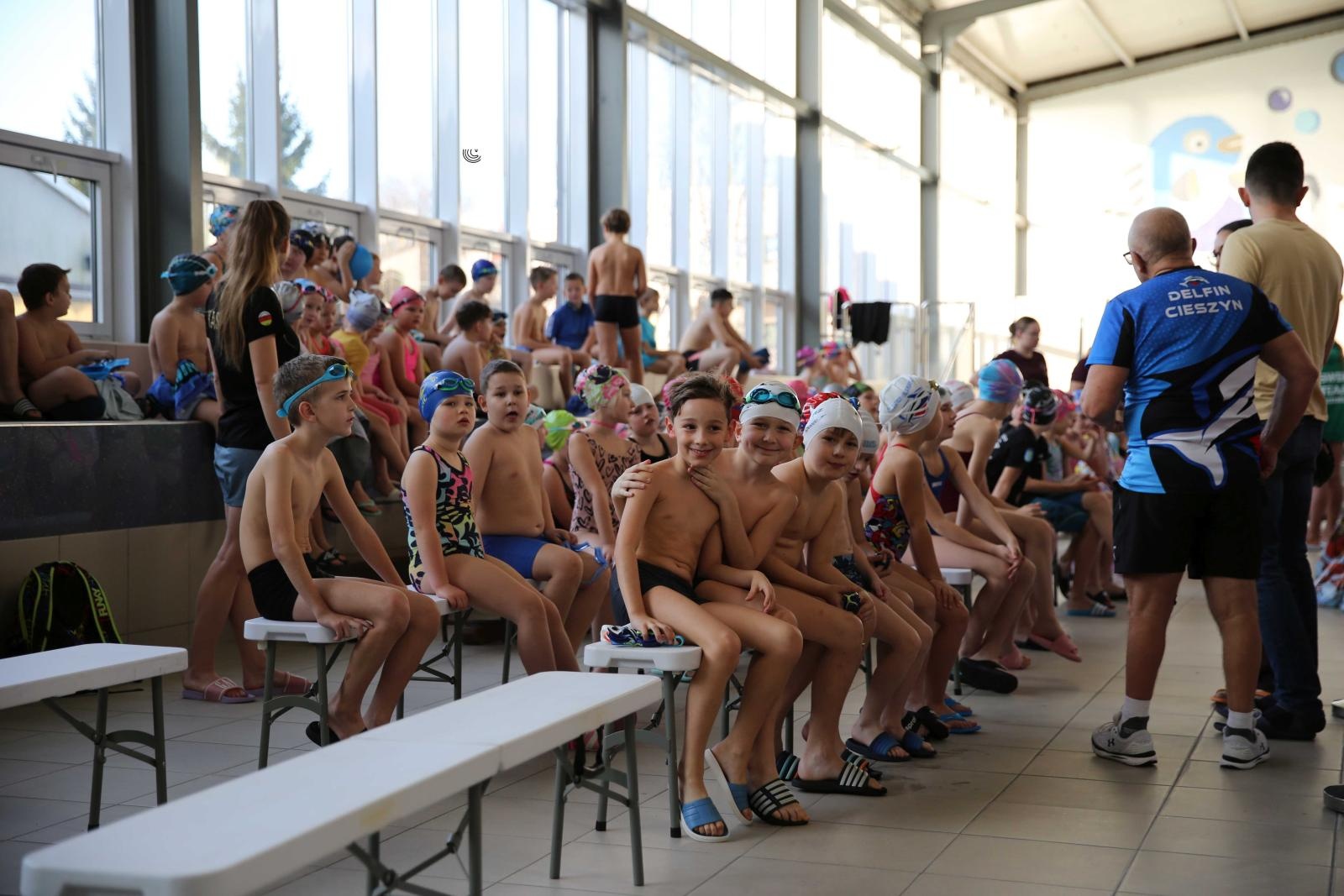 Zdjęcie w galerii na portalu naszraciborz.pl: Mikołajkowa sobota w ZSOMS. Zawody i jarmark z Natalią Tul wiadomości z regionu