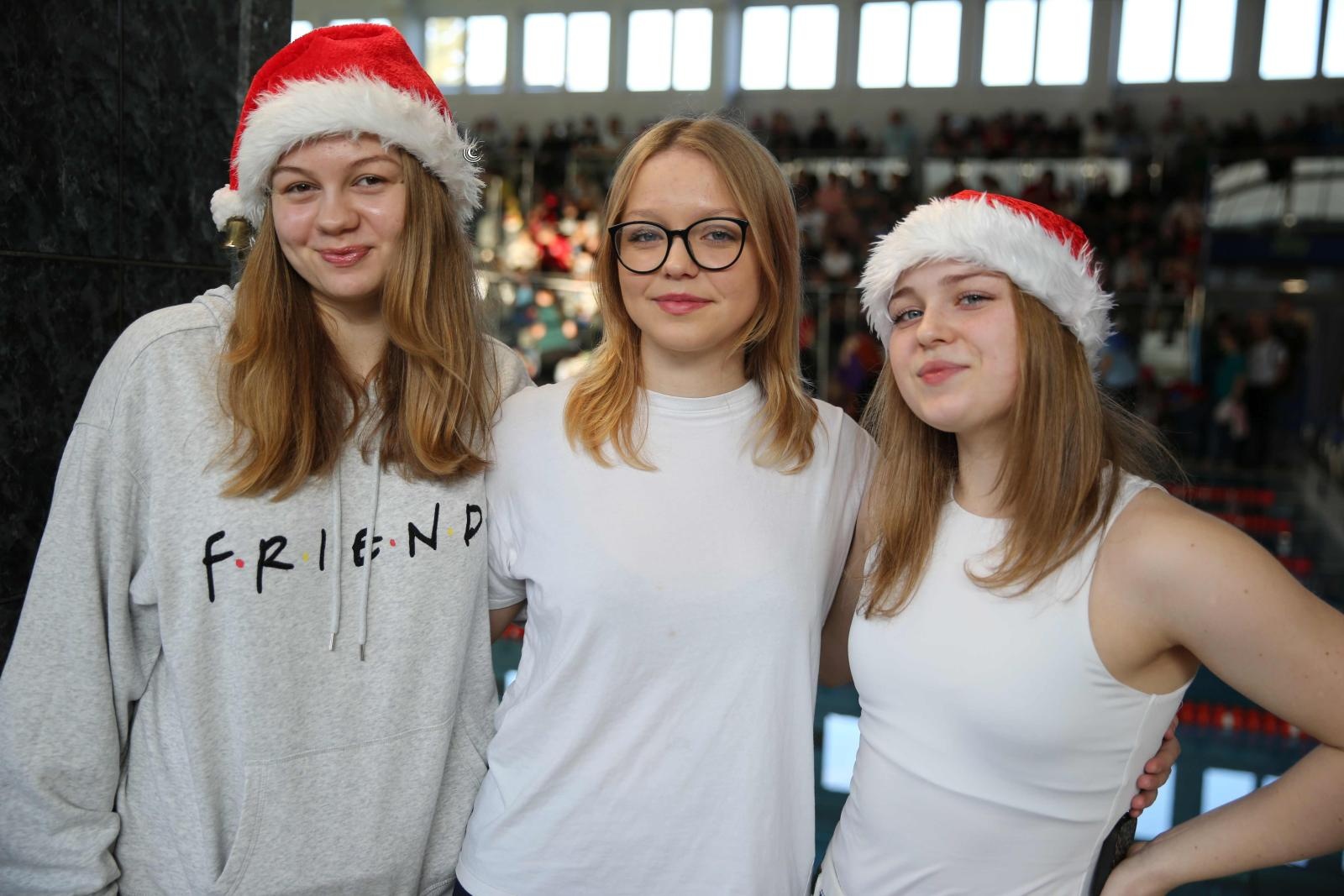 Zdjęcie w galerii na portalu naszraciborz.pl: Mikołajkowa sobota w ZSOMS. Zawody i jarmark z Natalią Tul wiadomości z regionu
