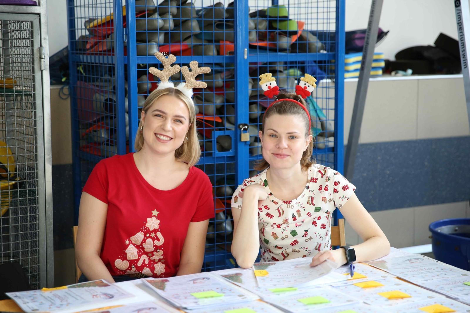 Zdjęcie w galerii na portalu naszraciborz.pl: Mikołajkowa sobota w ZSOMS. Zawody i jarmark z Natalią Tul wiadomości z regionu