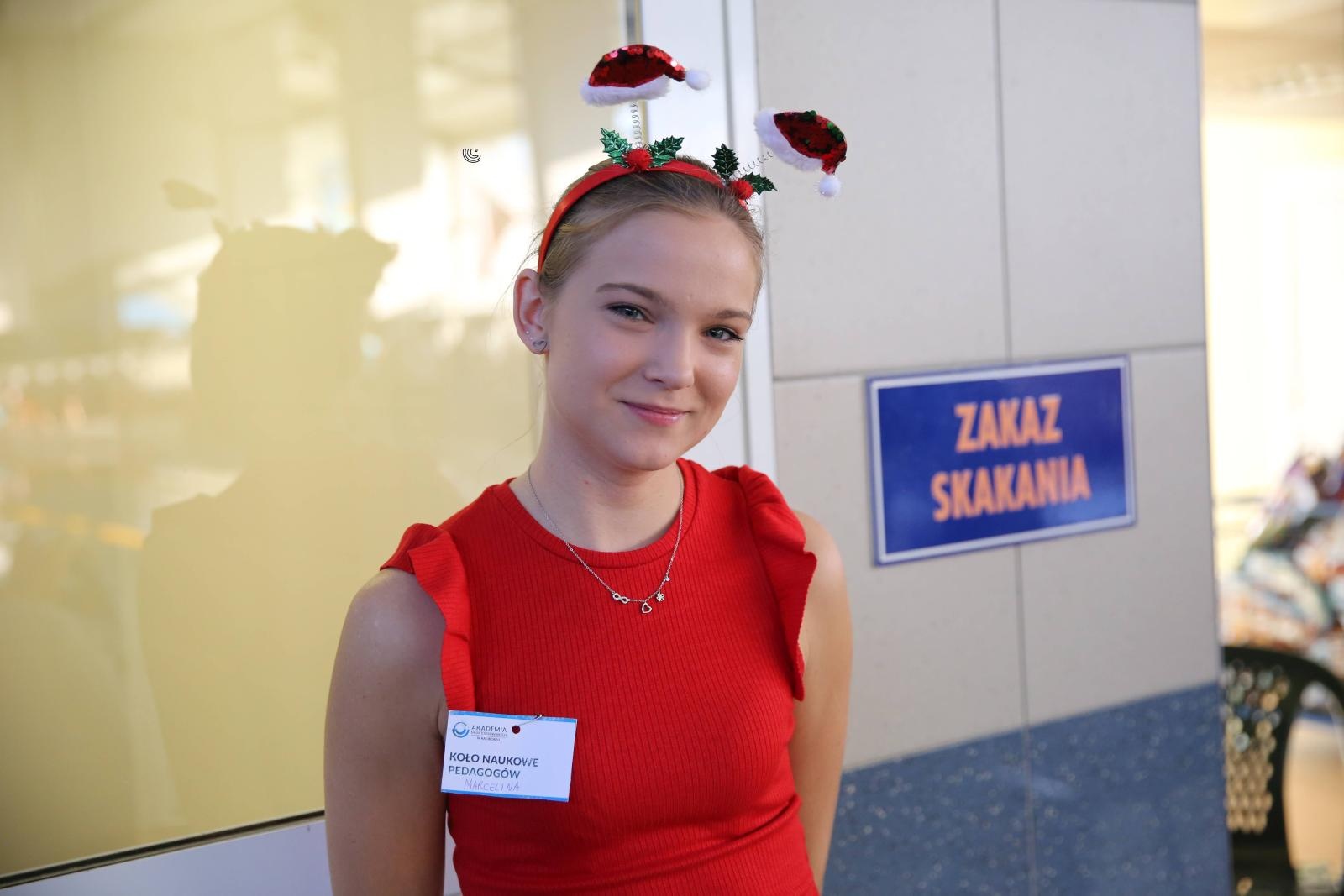 Zdjęcie w galerii na portalu naszraciborz.pl: Mikołajkowa sobota w ZSOMS. Zawody i jarmark z Natalią Tul wiadomości z regionu