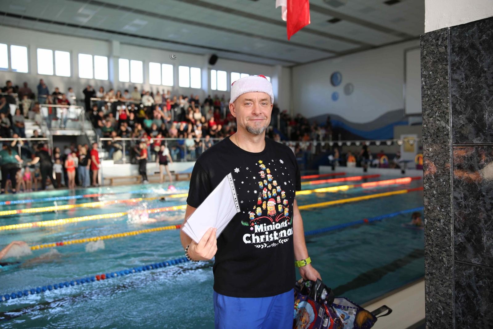 Zdjęcie w galerii na portalu naszraciborz.pl: Mikołajkowa sobota w ZSOMS. Zawody i jarmark z Natalią Tul wiadomości z regionu