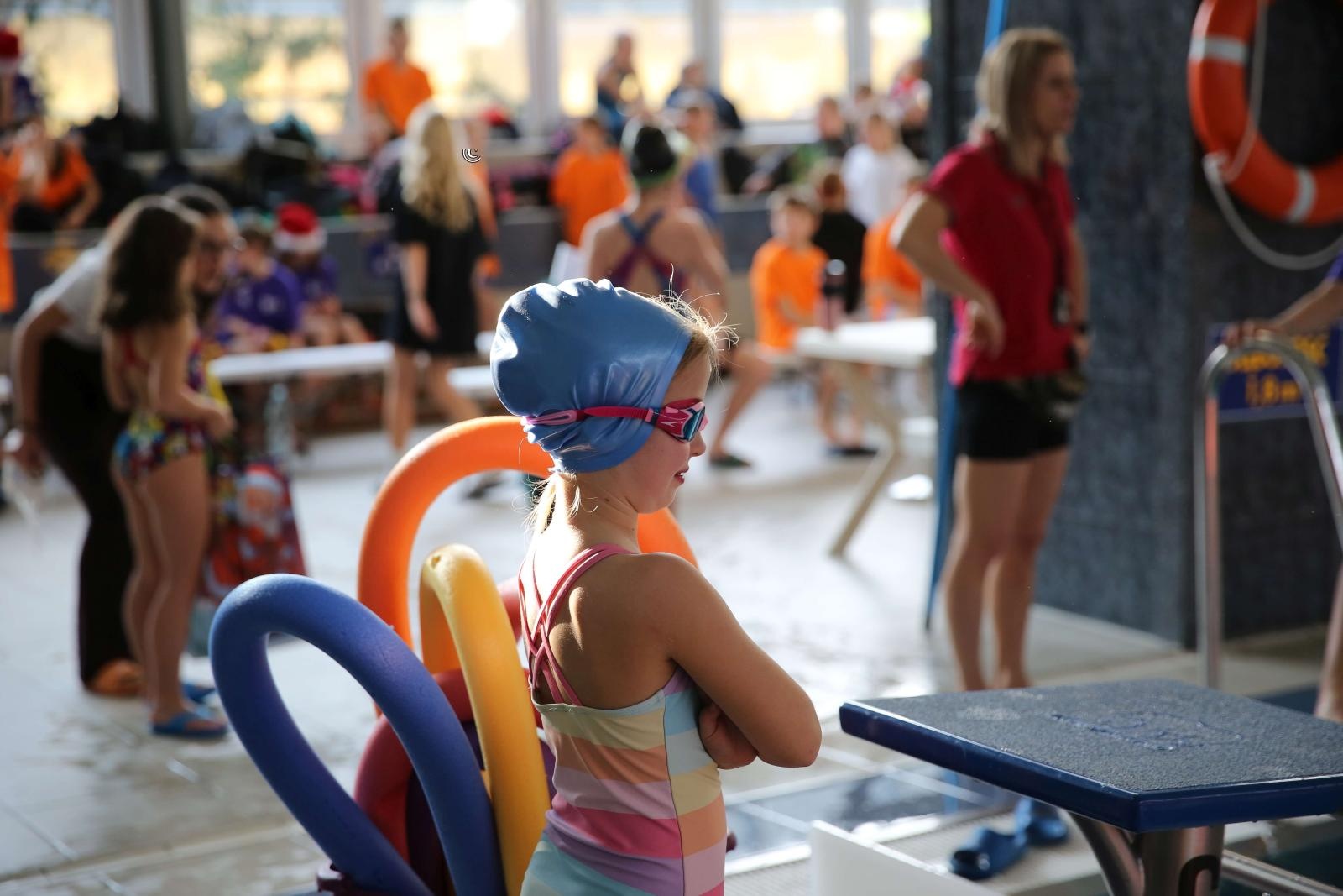 Zdjęcie w galerii na portalu naszraciborz.pl: Mikołajkowa sobota w ZSOMS. Zawody i jarmark z Natalią Tul wiadomości z regionu