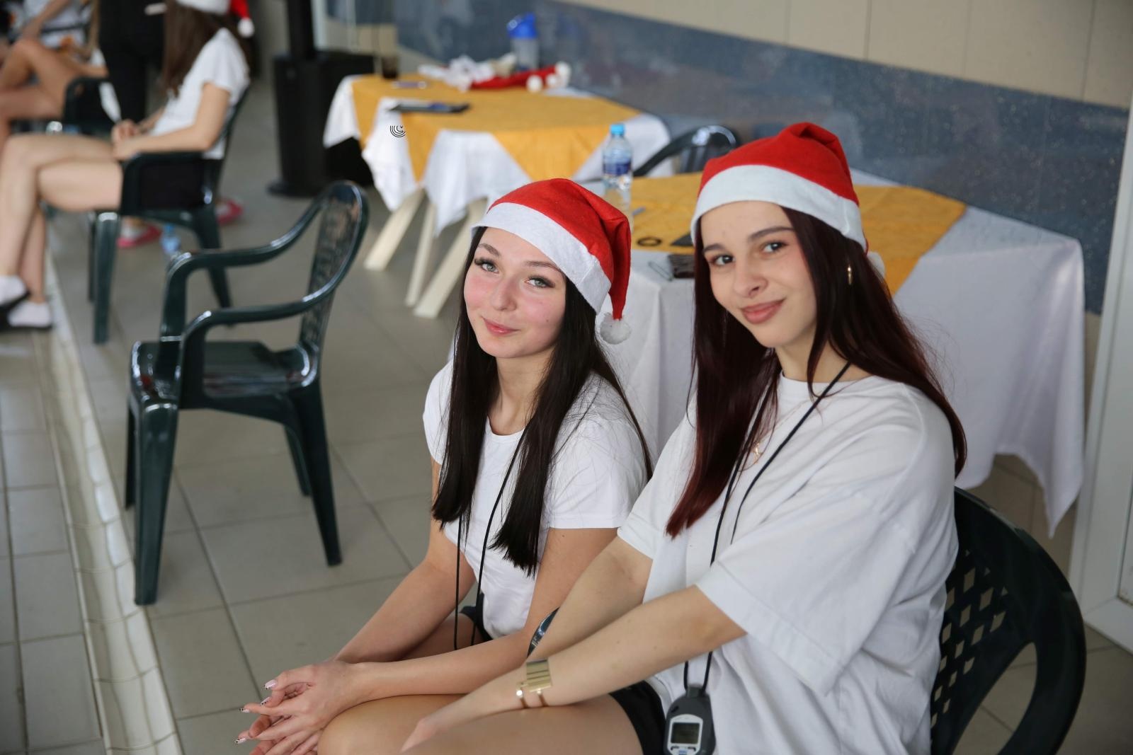 Zdjęcie w galerii na portalu naszraciborz.pl: Mikołajkowa sobota w ZSOMS. Zawody i jarmark z Natalią Tul wiadomości z regionu