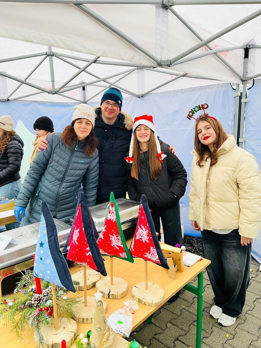 Zdjęcie w galerii na portalu naszraciborz.pl: Mikołajkowa sobota w ZSOMS. Zawody i jarmark z Natalią Tul wiadomości z regionu