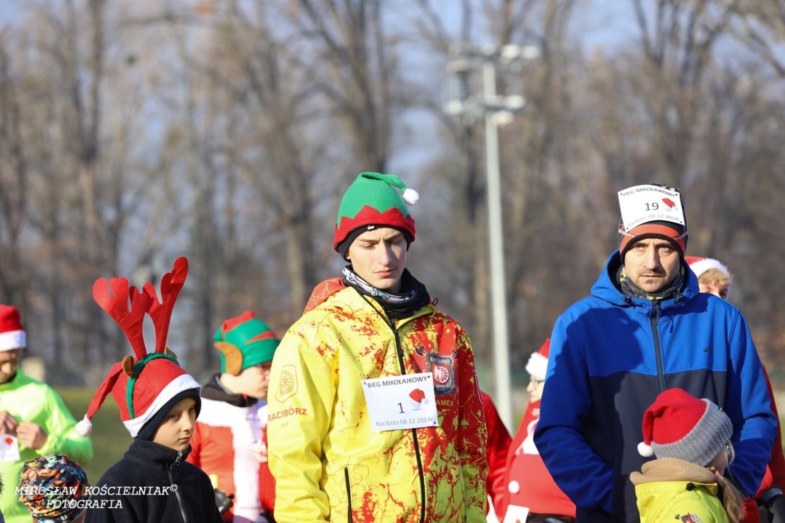 Zdjęcie w galerii na portalu naszraciborz.pl: Bieg mikołajkowy z Justyną Święty-Ersetic za nami [FOTO] wiadomości z regionu