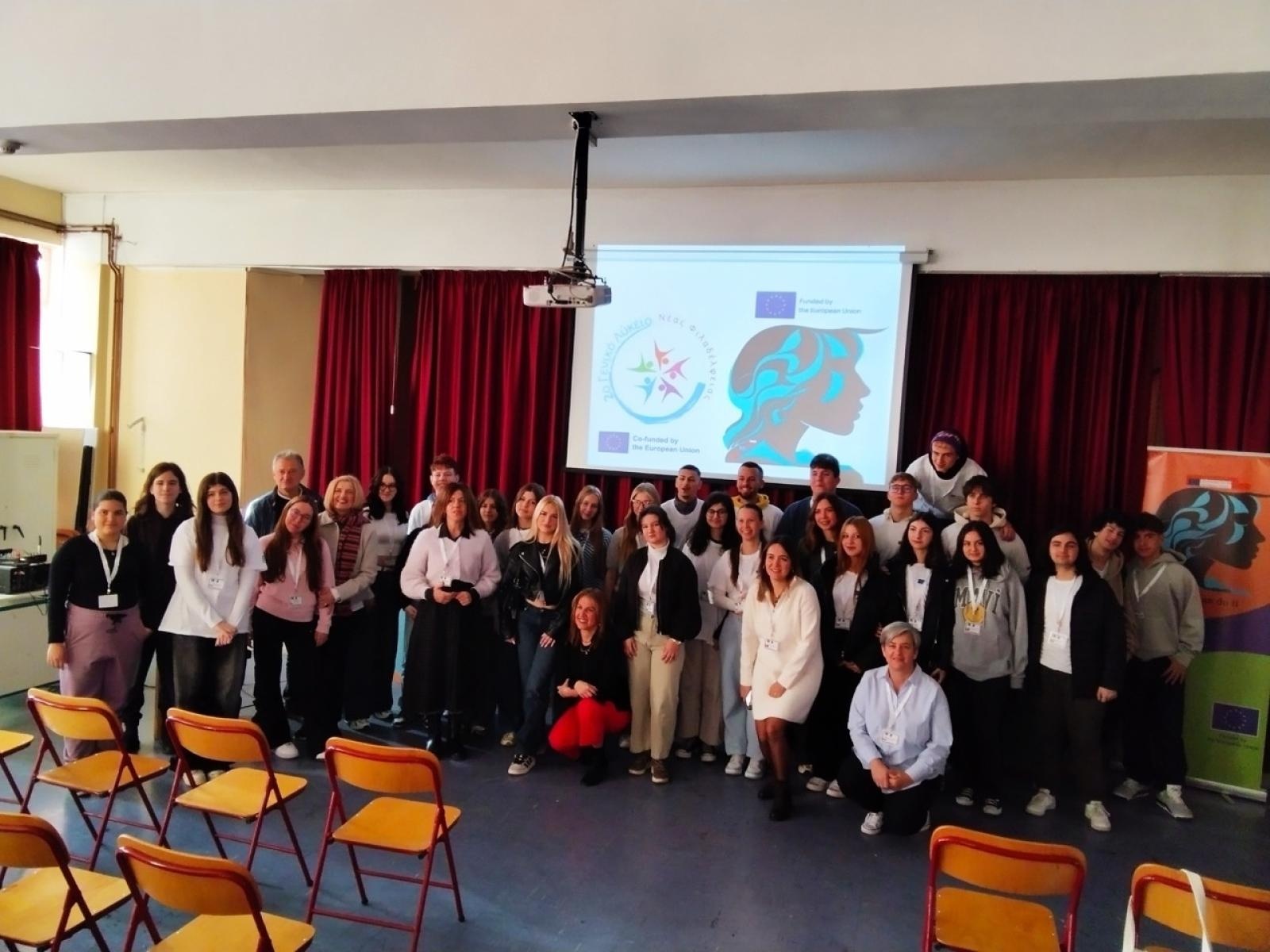 Zdjęcie w galerii na portalu naszraciborz.pl: Młodzież ZSO nr 1 w Raciborzu z wizytą w Atenach wiadomości z regionu