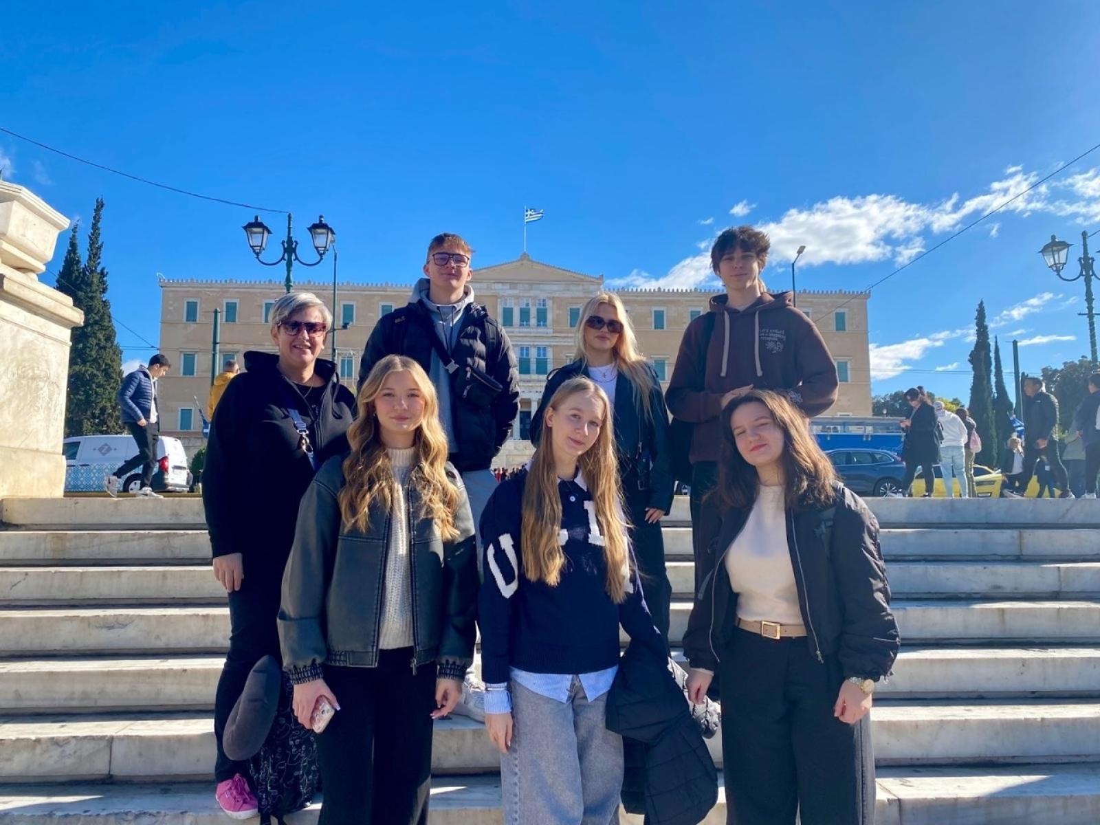 Zdjęcie w galerii na portalu naszraciborz.pl: Młodzież ZSO nr 1 w Raciborzu z wizytą w Atenach wiadomości z regionu